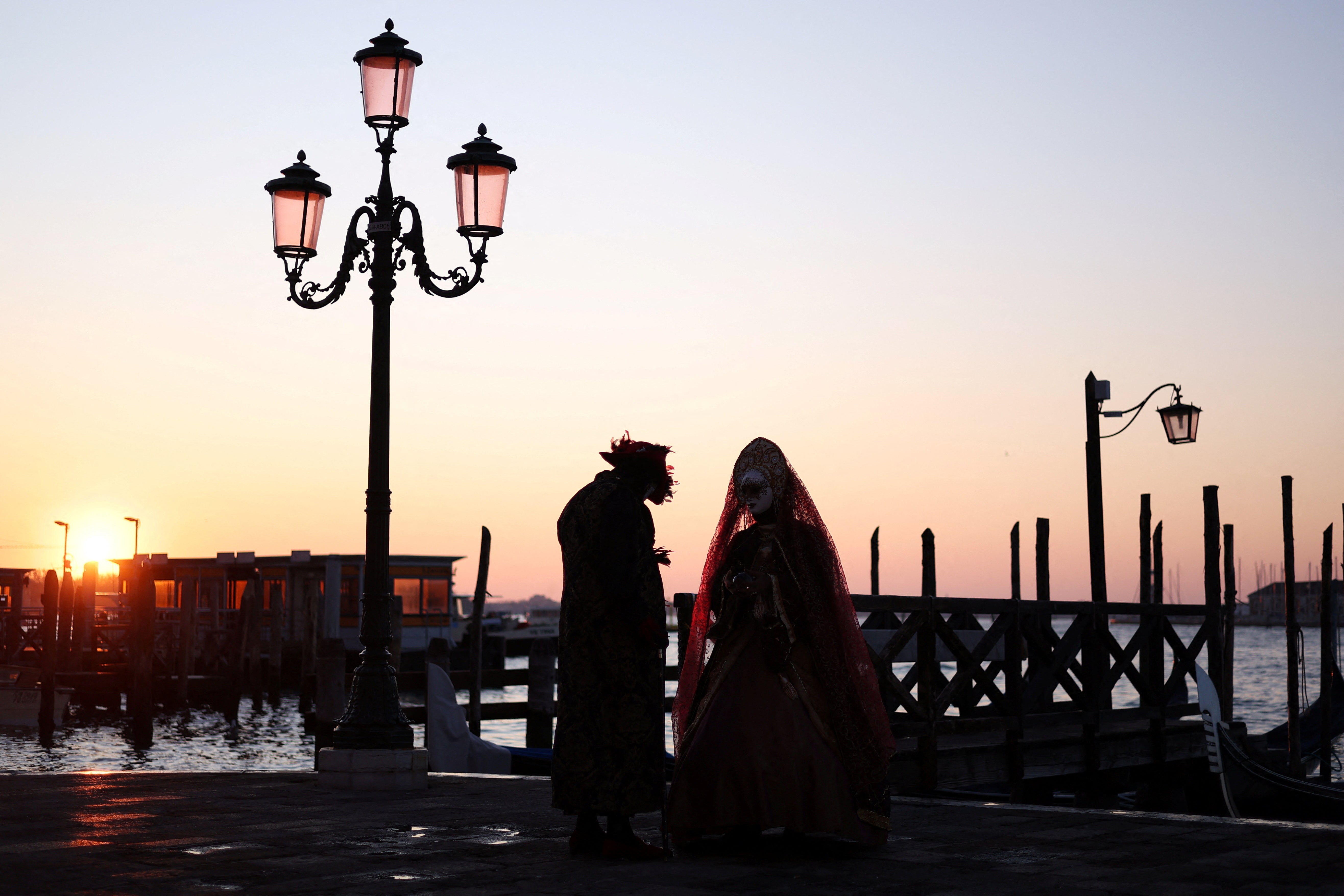 De viaje al fascinante Carnaval de Venecia 2025