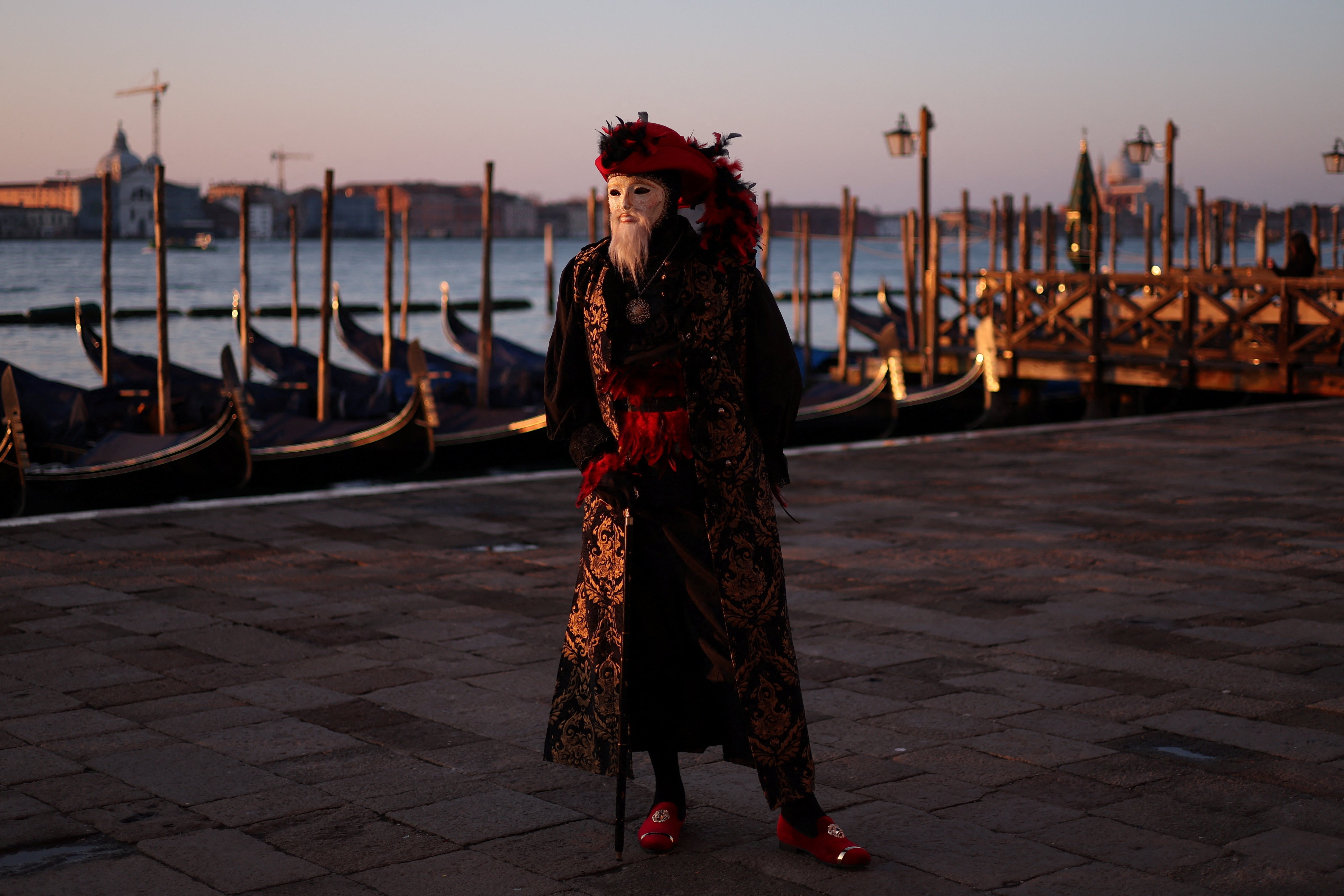 De viaje al fascinante Carnaval de Venecia 2025