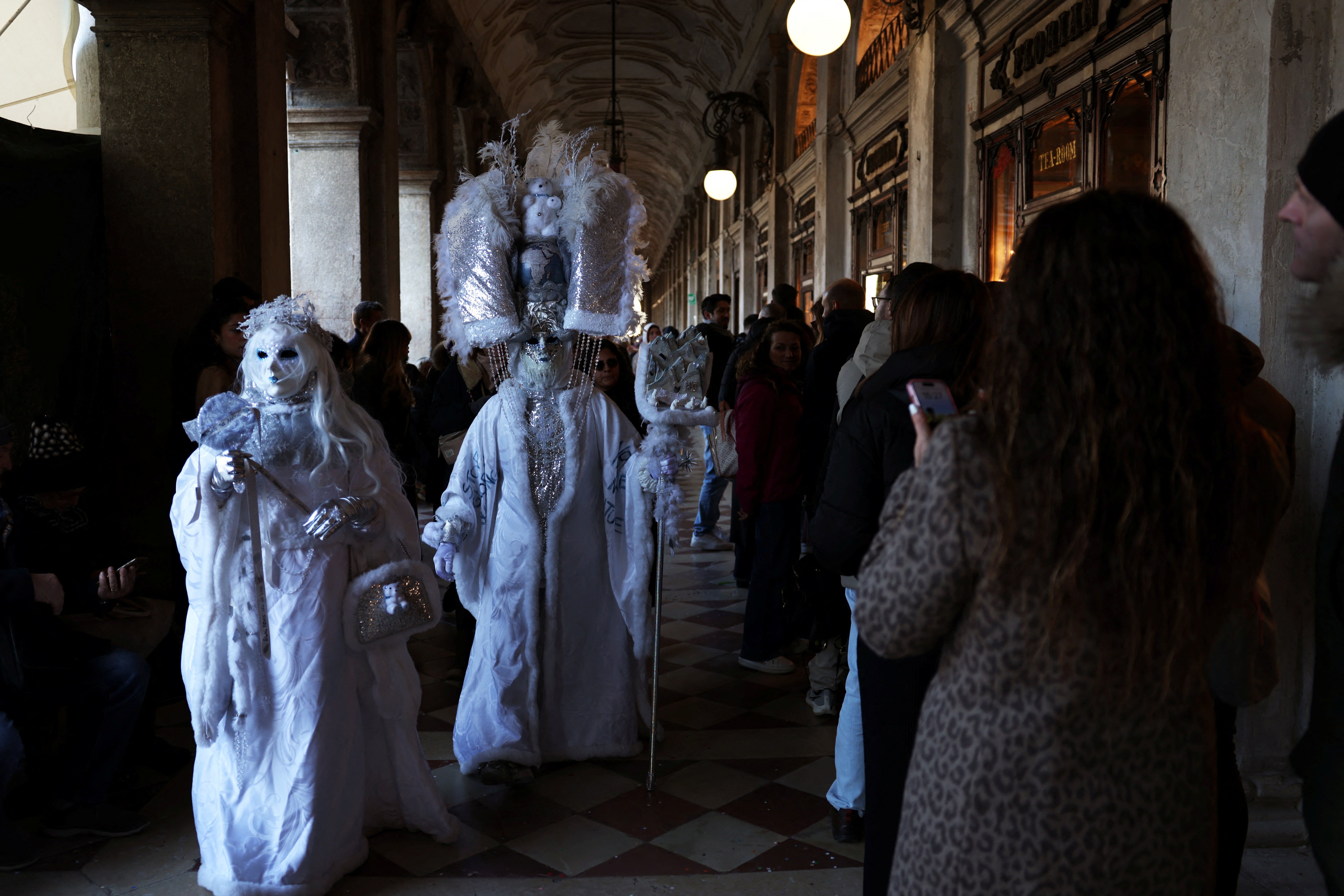 De viaje al fascinante Carnaval de Venecia 2025