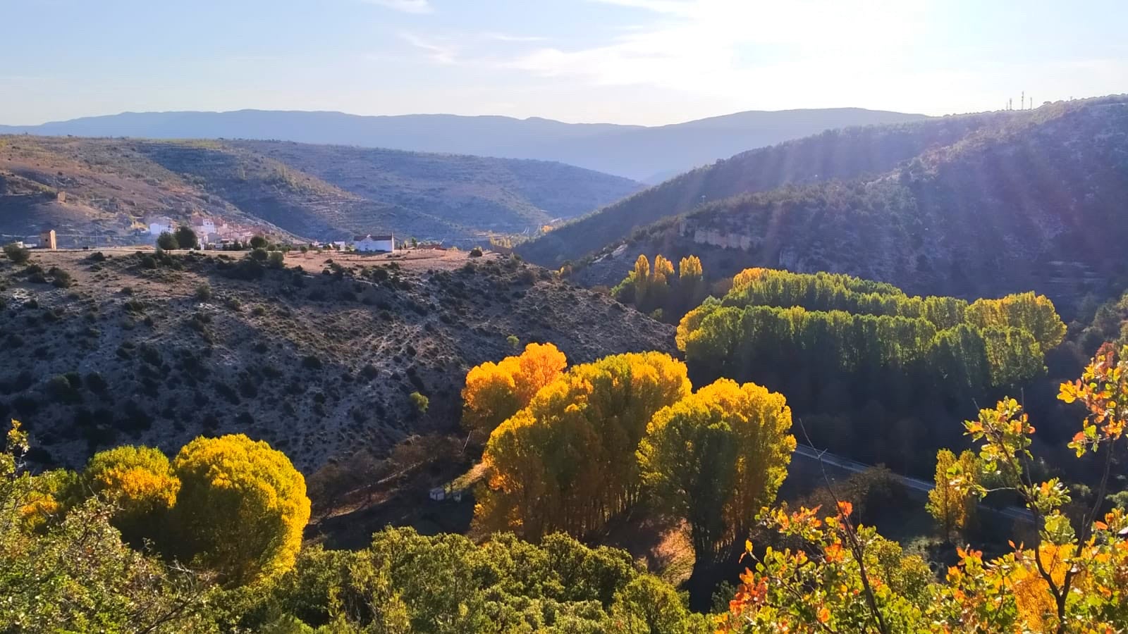 Una parte de la idílica y también solitaria comarca del Rincón de Ademuz.