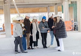 Visita a las obras de la alcaldesa y miembros de la Corporación.