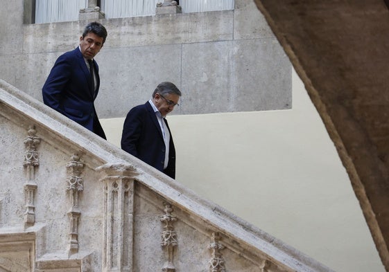 Mazón y Rovira, antes de presentar la campaña institucional sobre la consulta.