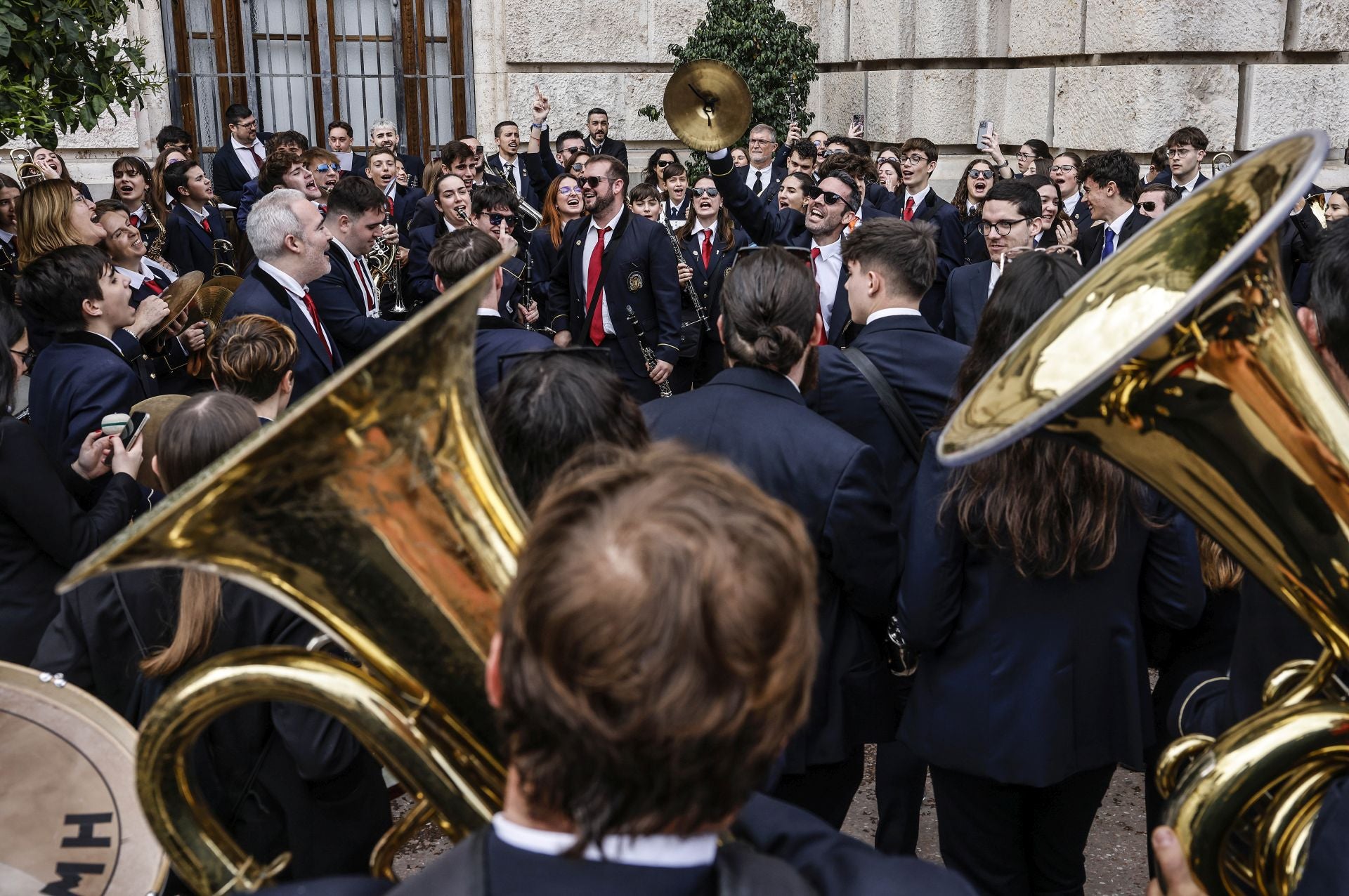 FOTOS | Mascletà y Entrada de Bandas del domingo 23 de febrero