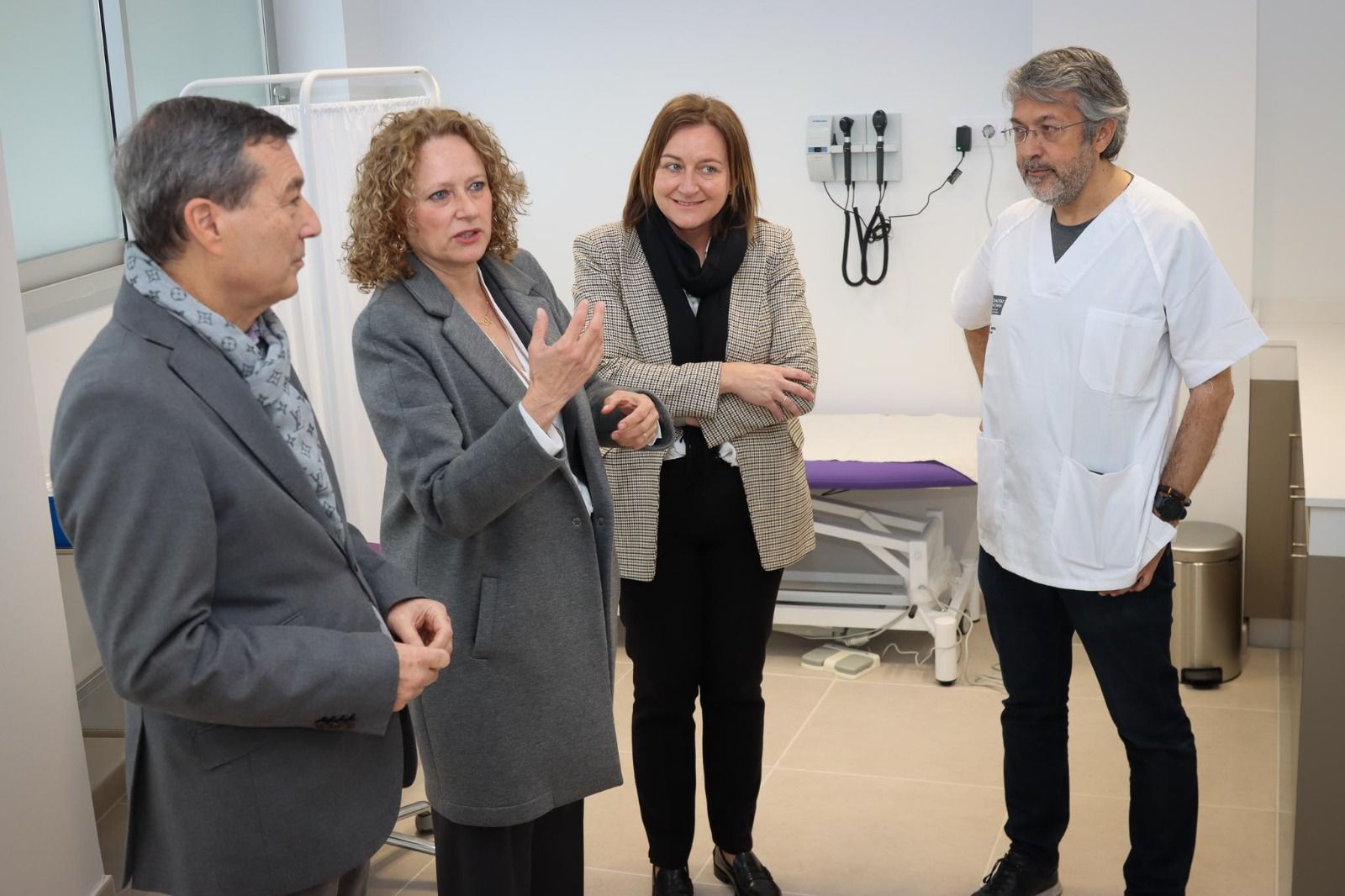 Visita del conseller Gómez y la alcaldesa Folgado este martes al nuevo centro de salud.