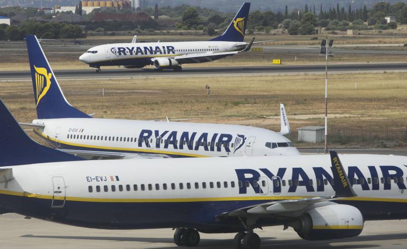 Aviones de Ryanair en Valencia.