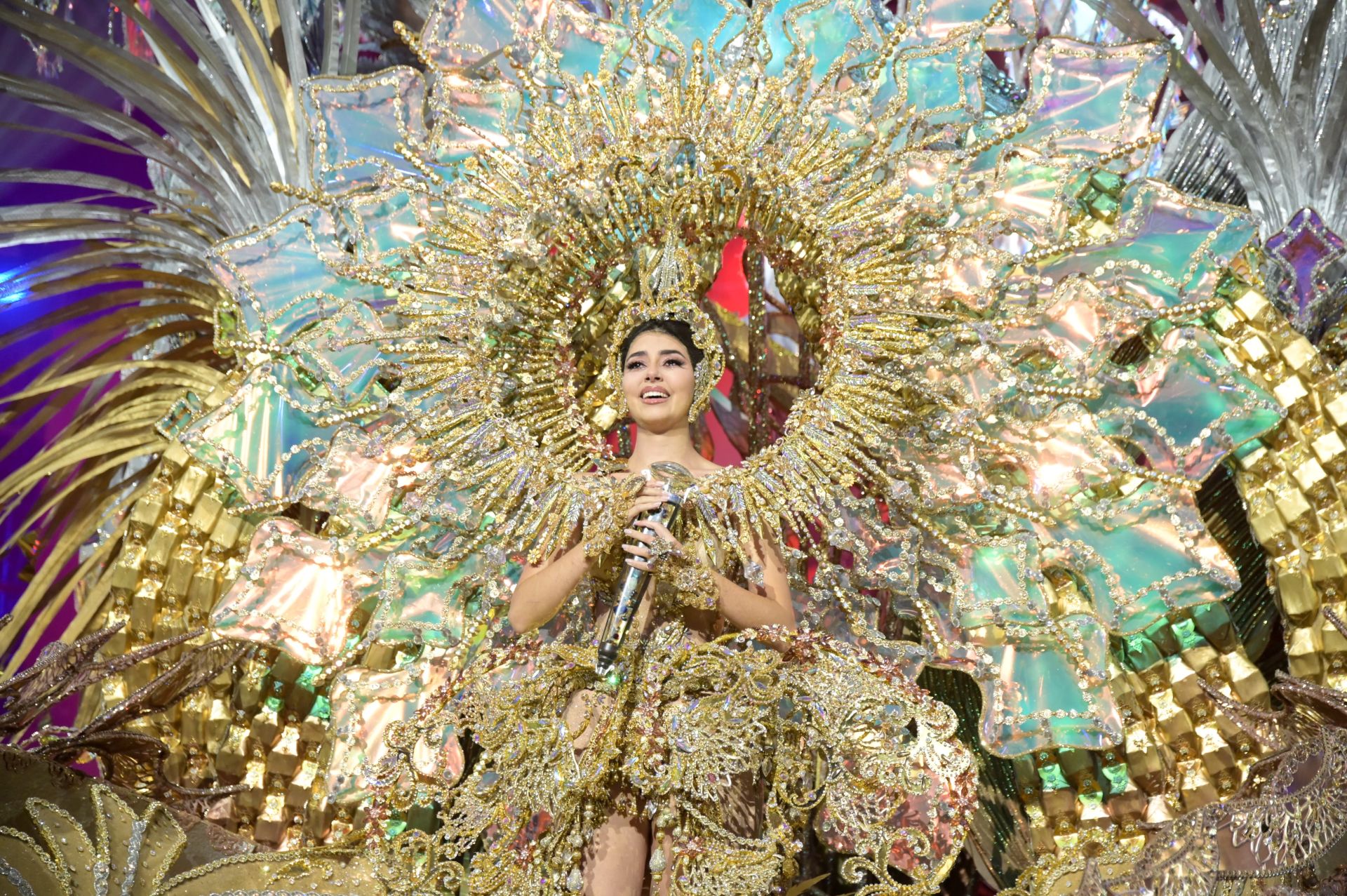 Santa Cruz de Tenerife ya tiene a su Reina del Carnaval 2025