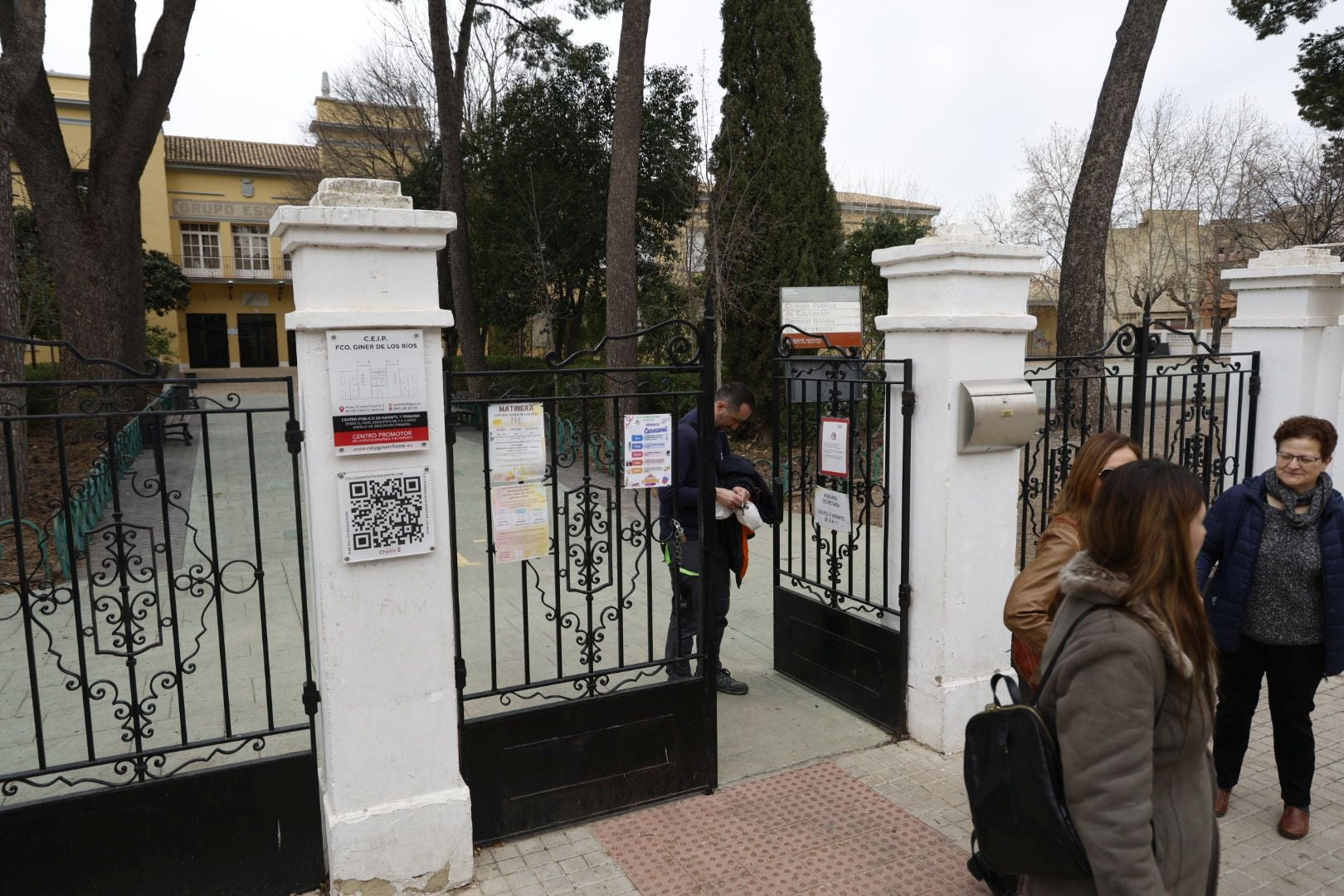 Alarma en varios colegios de Valencia por una amenaza de bomba