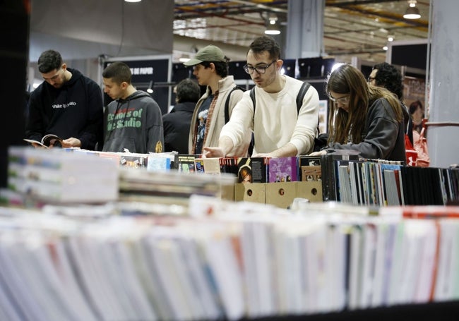 Puesto de una librería especializada en cómic.