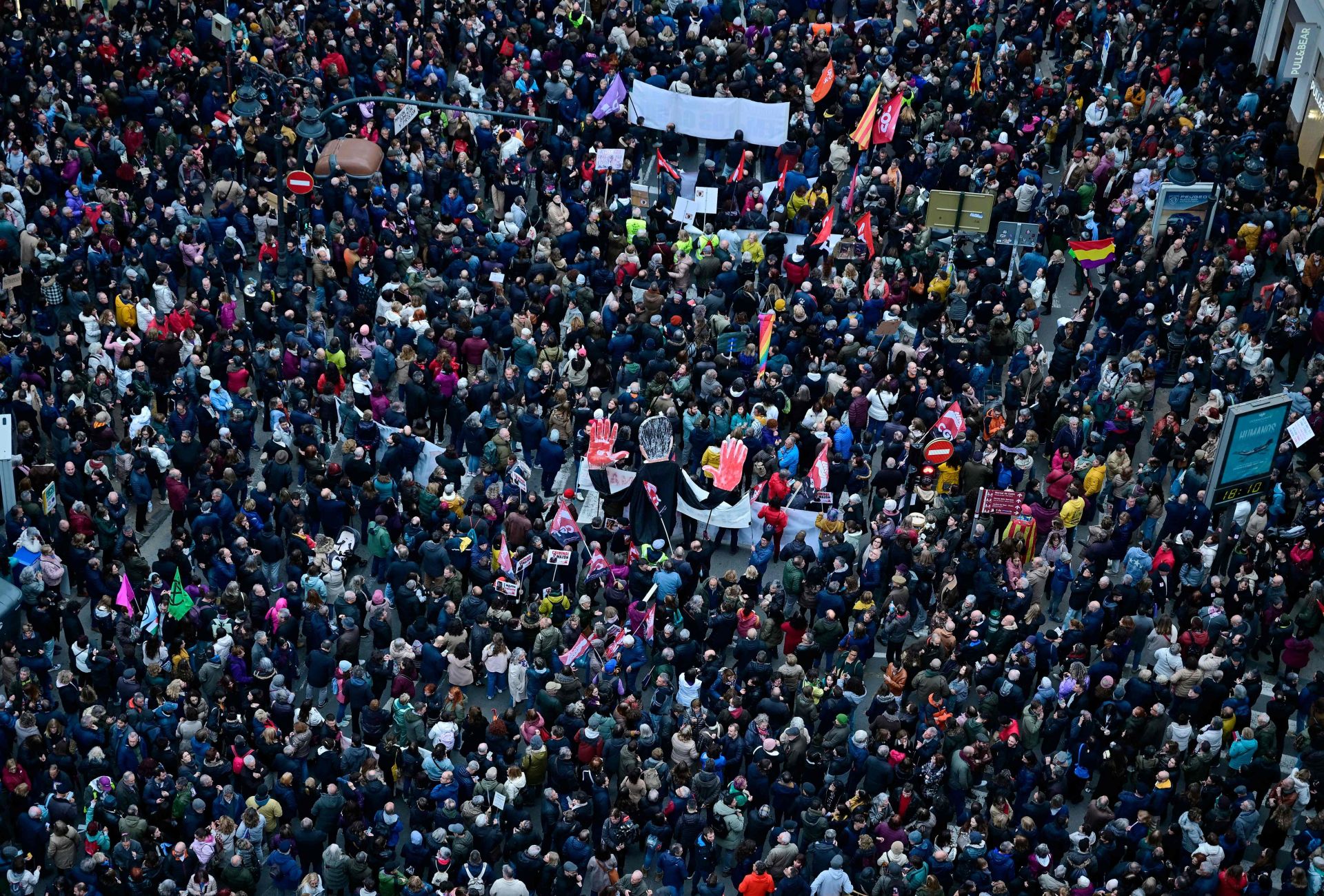 La manifestación en Valencia contra la gestión política de la dana, en imágenes