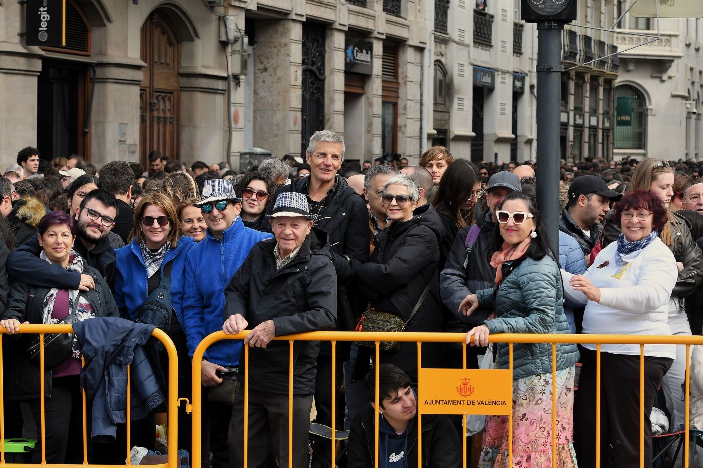 FOTOS | Búscate en la mascletà del 1 de marzo de 2025 en Valencia