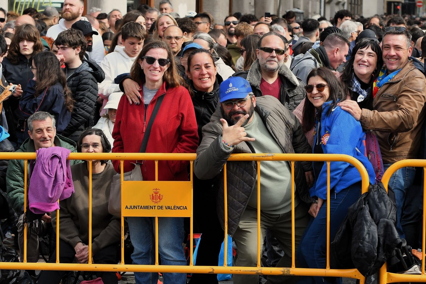 FOTOS | Búscate en la mascletà del 1 de marzo de 2025 en Valencia