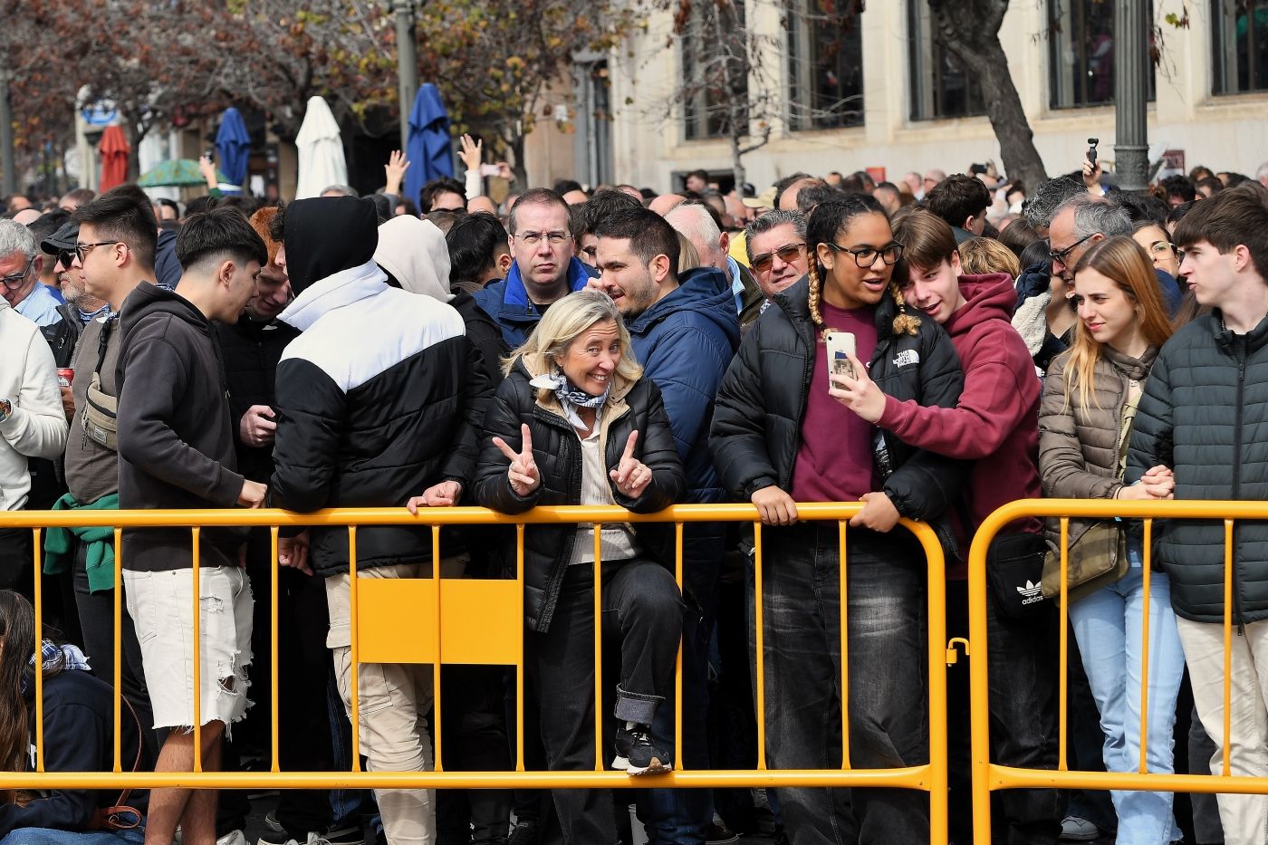 FOTOS | Búscate en la mascletà del 1 de marzo de 2025 en Valencia