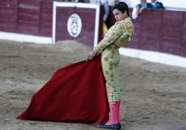 El joven charro Marco Pérez.