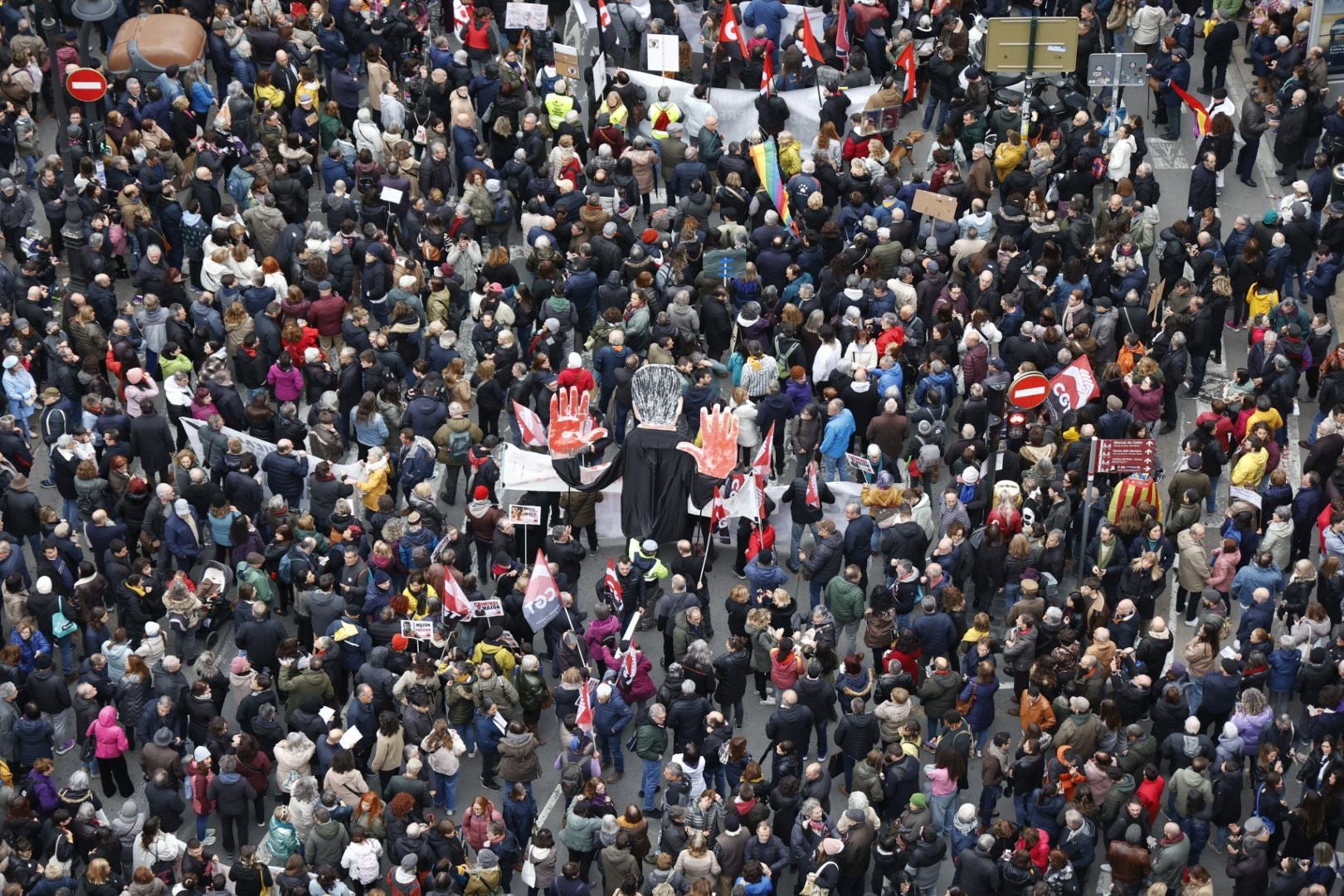 La manifestación en Valencia contra la gestión política de la dana, en imágenes