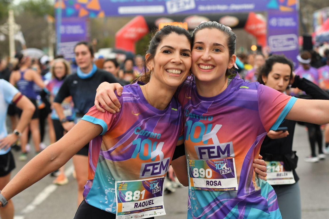 FOTOS | Búscate en la 10K FEM de Valencia