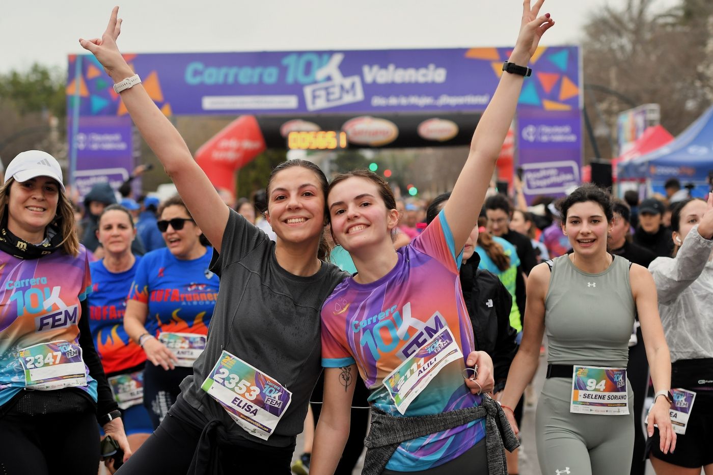 FOTOS | Búscate en la 10K FEM de Valencia