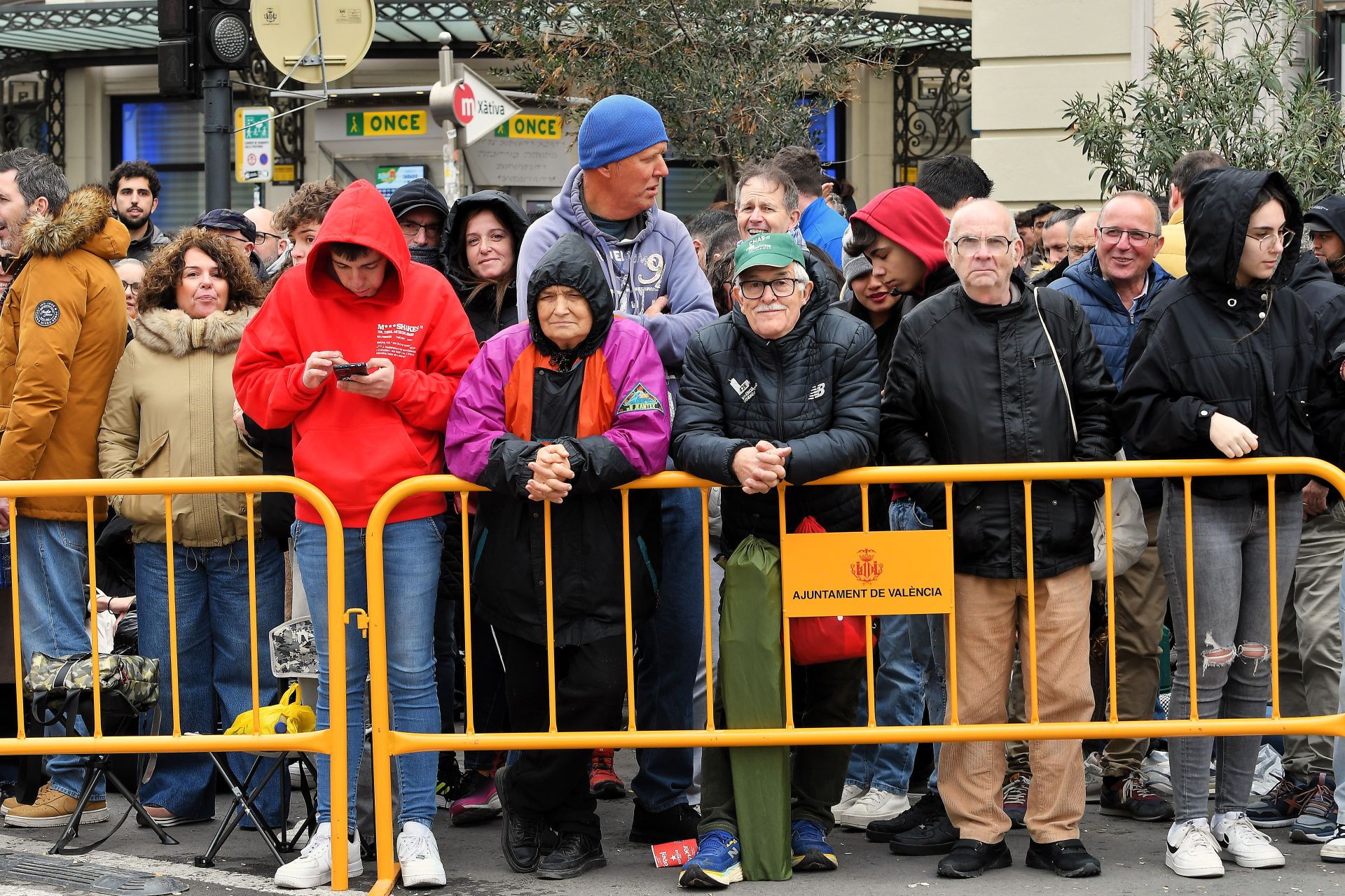 FOTOS | Búscate en la mascletà del domingo 2 de marzo