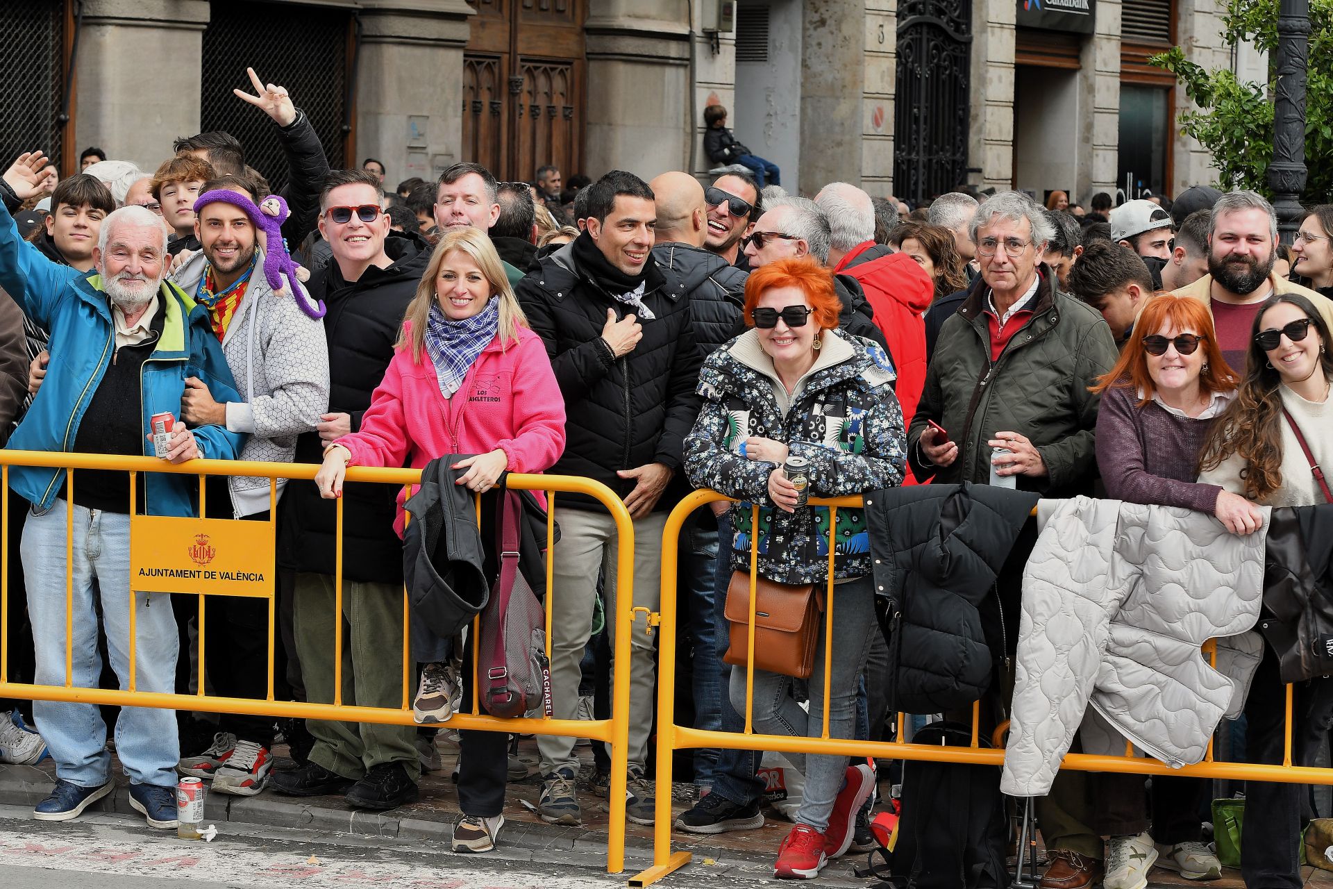 FOTOS | Búscate en la mascletà del domingo 2 de marzo