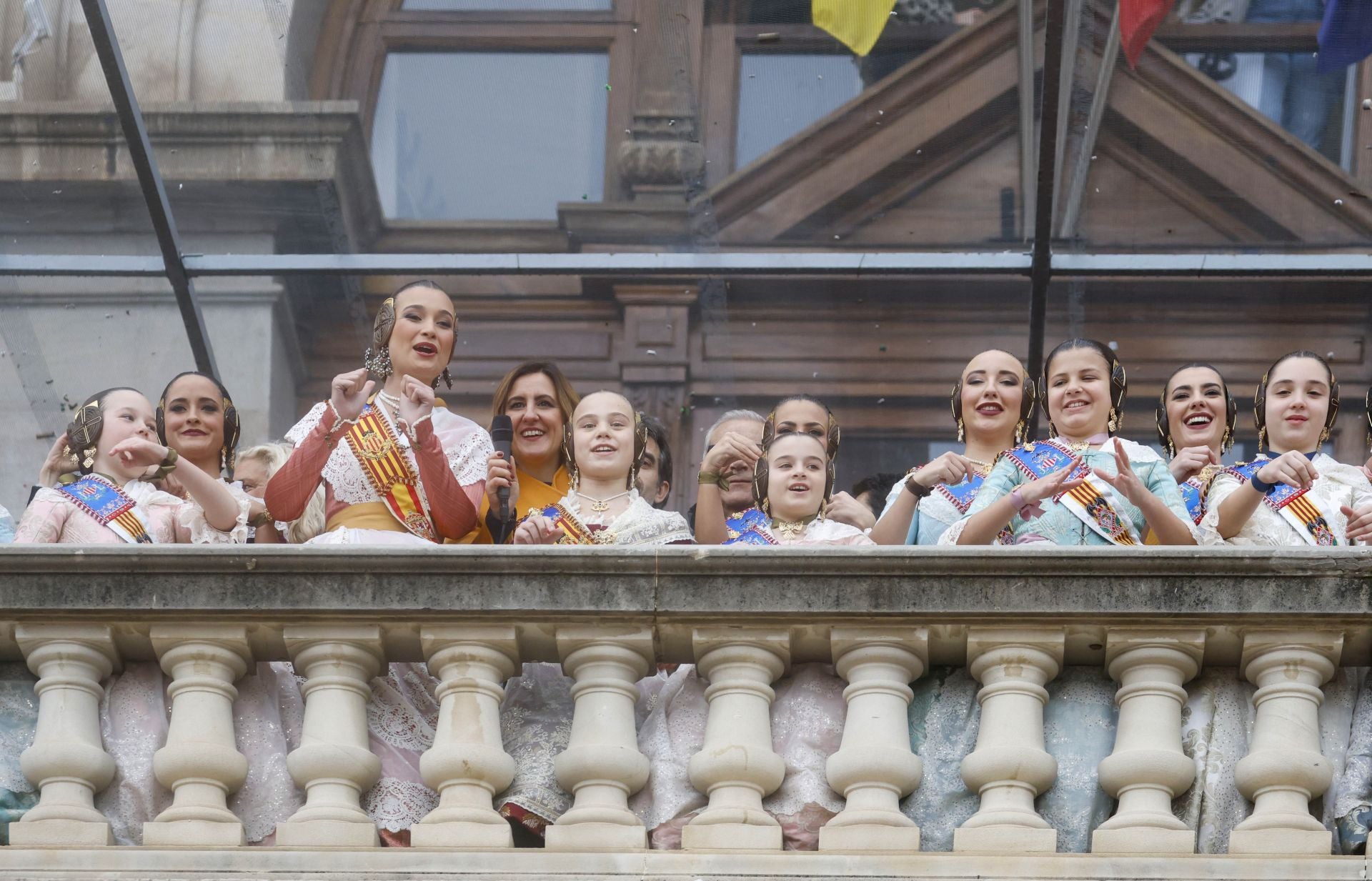 FOTOS | Así ha sido la mascletà del lunes 3 de marzo
