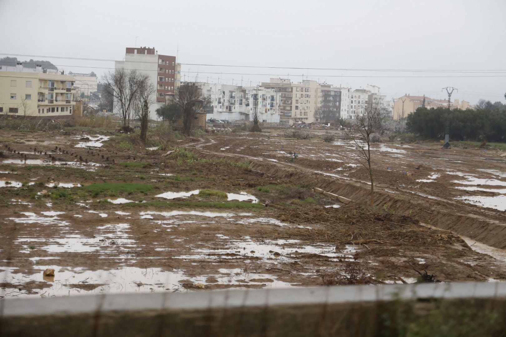 FOTOS | Las fuertes lluvias golpean la Comunitat Valenciana este lunes