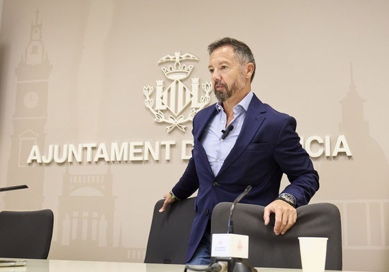 Juanma Badenas, en una intervención en el Ayuntamiento de Valencia.