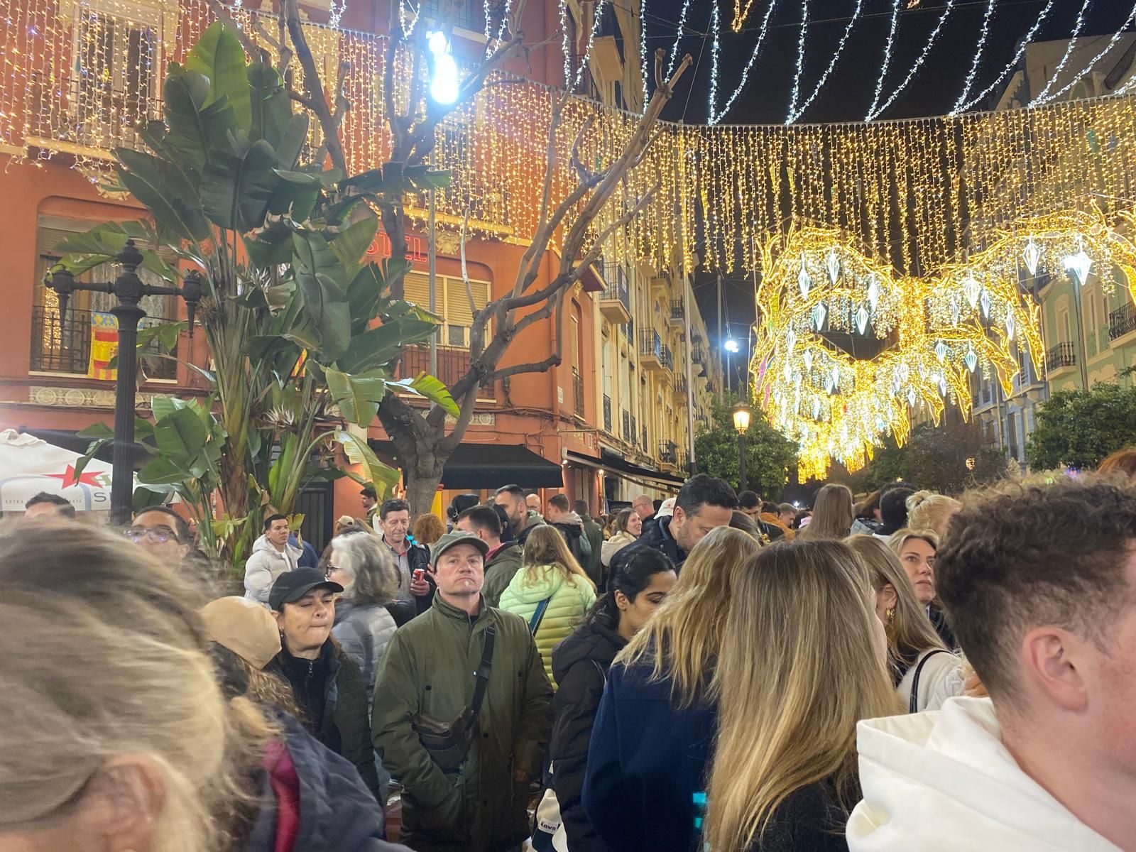 Encendido de luces en las Fallas de Valencia 2025