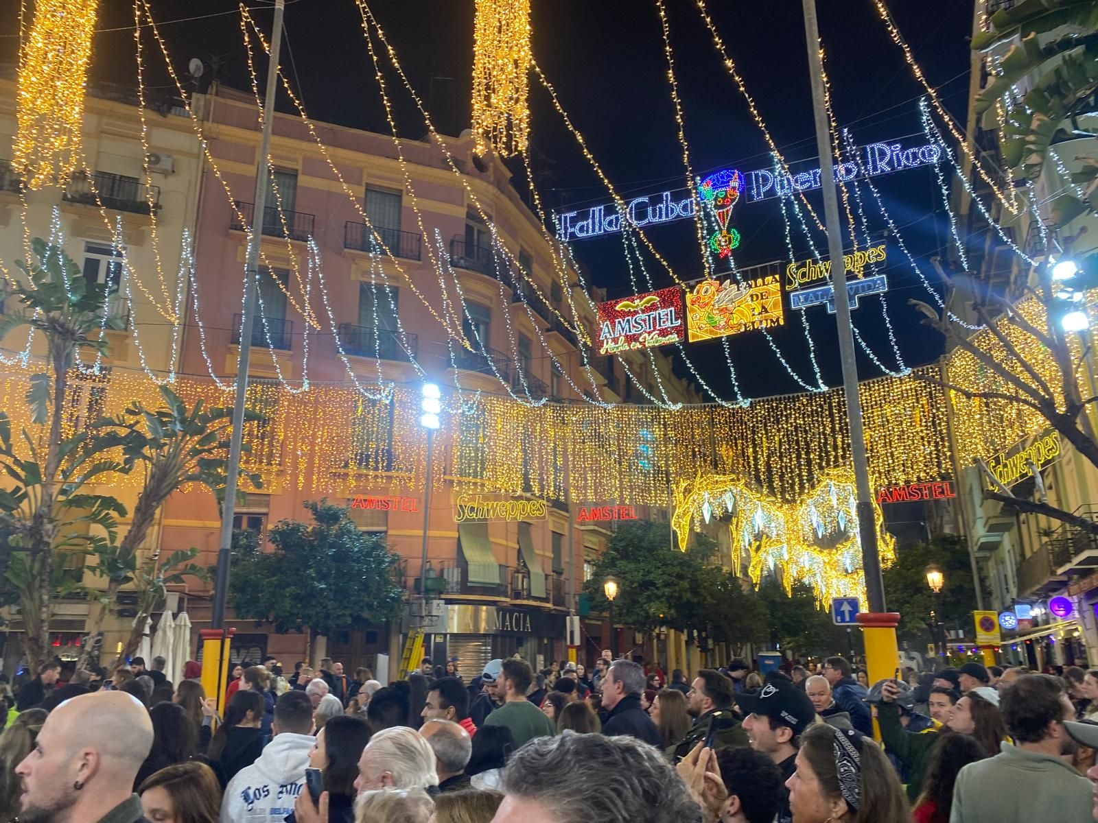 Encendido de luces en las Fallas de Valencia 2025