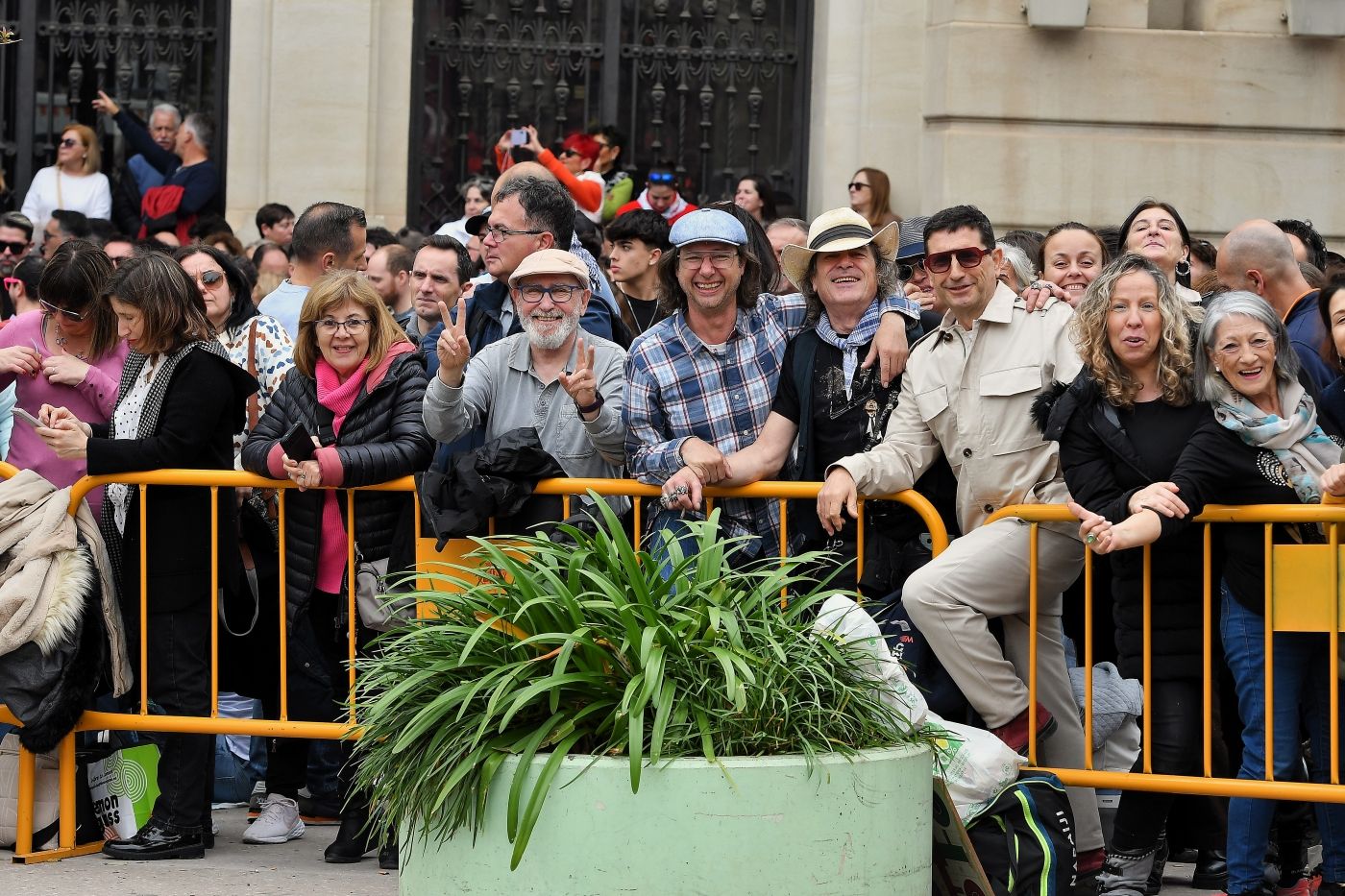 Búscate en la mascletà del sábado 8M