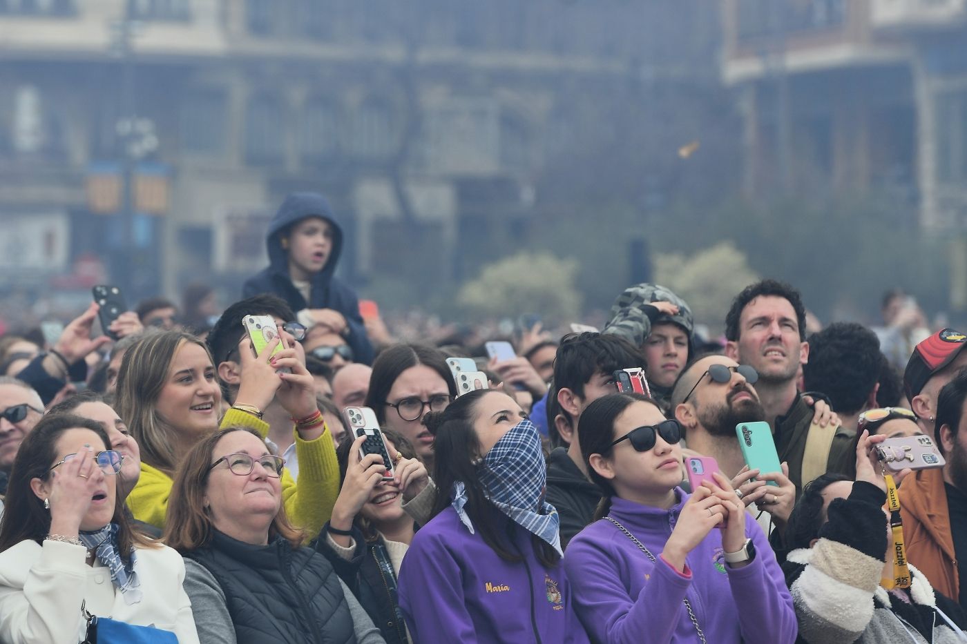 Búscate en la mascletà del sábado 8M