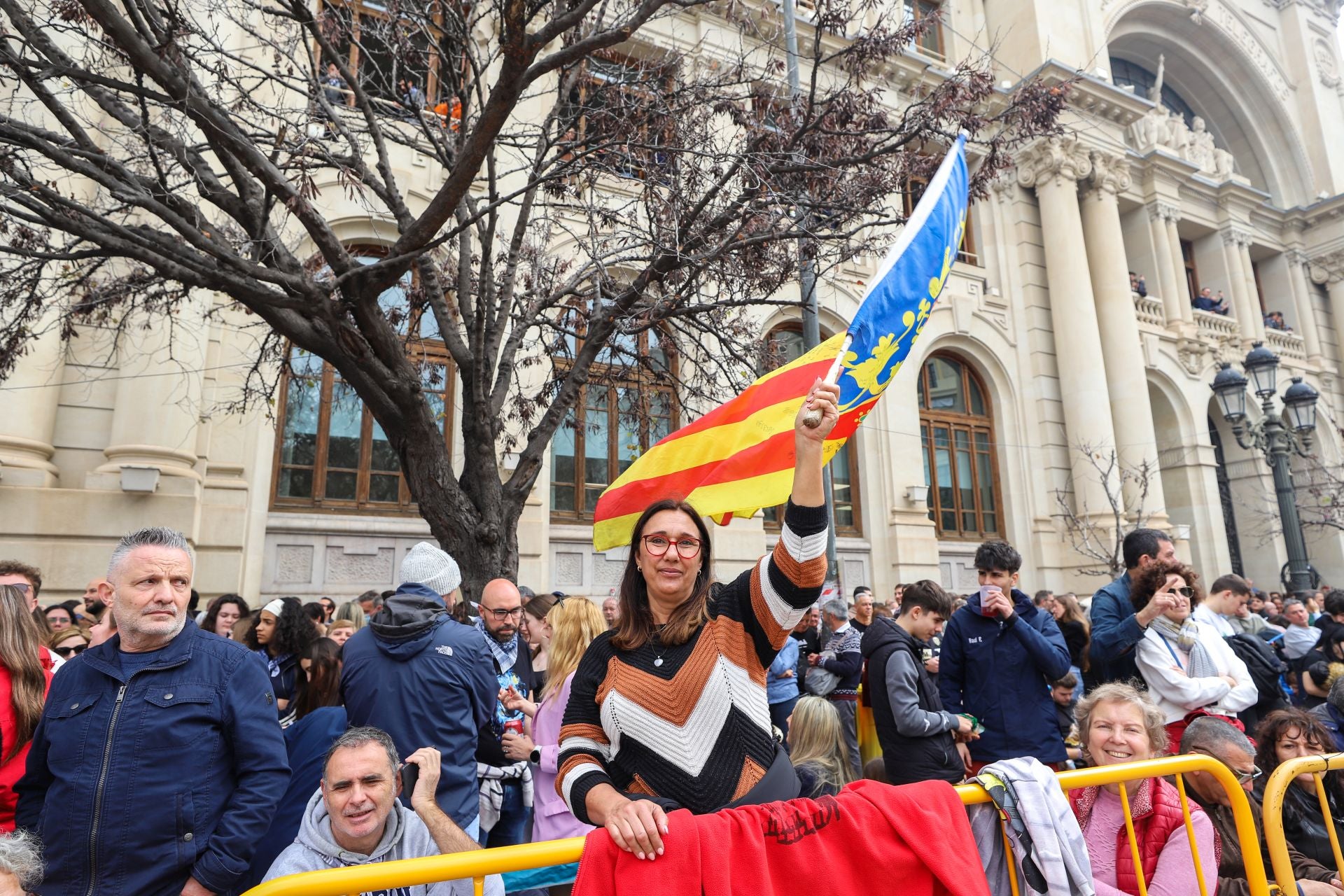 Búscate en la mascletà del sábado 8M