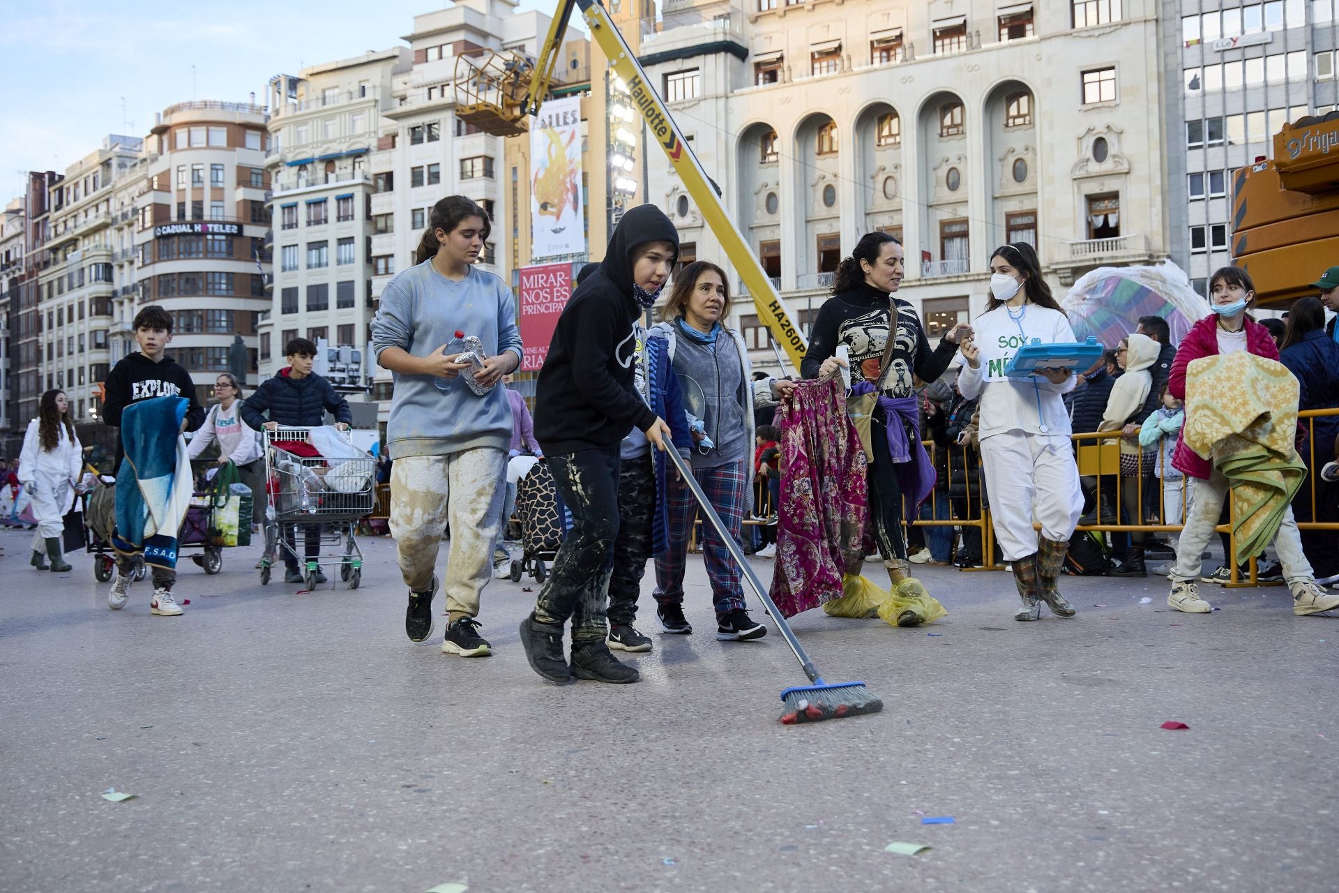 La Cabalgata del Ninot 2025, en imágenes