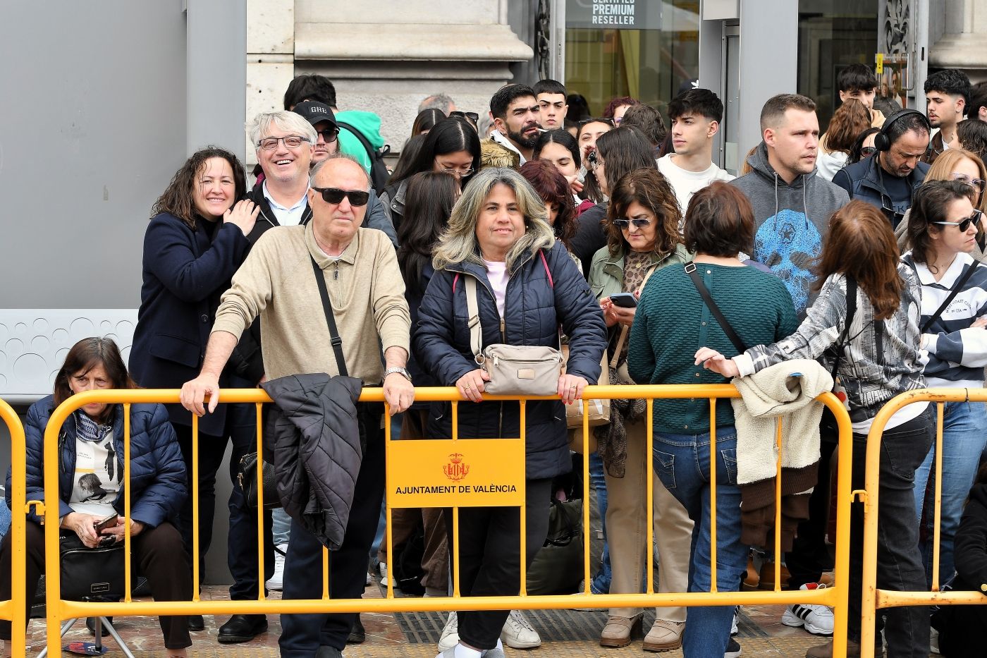 Búscate en la mascletà del lunes 10 de marzo