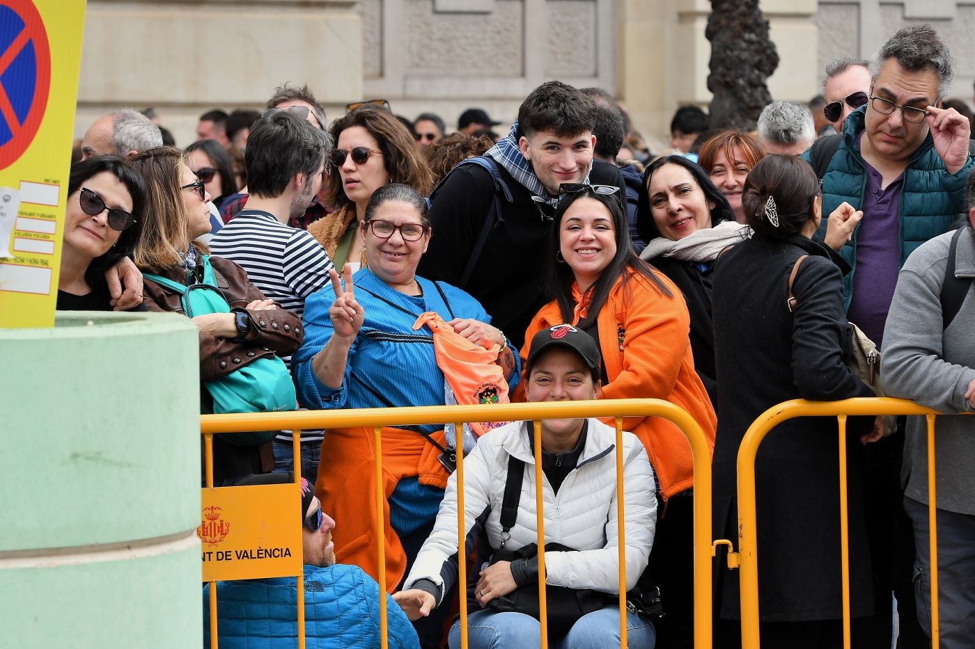 Búscate en la mascletà del lunes 10 de marzo