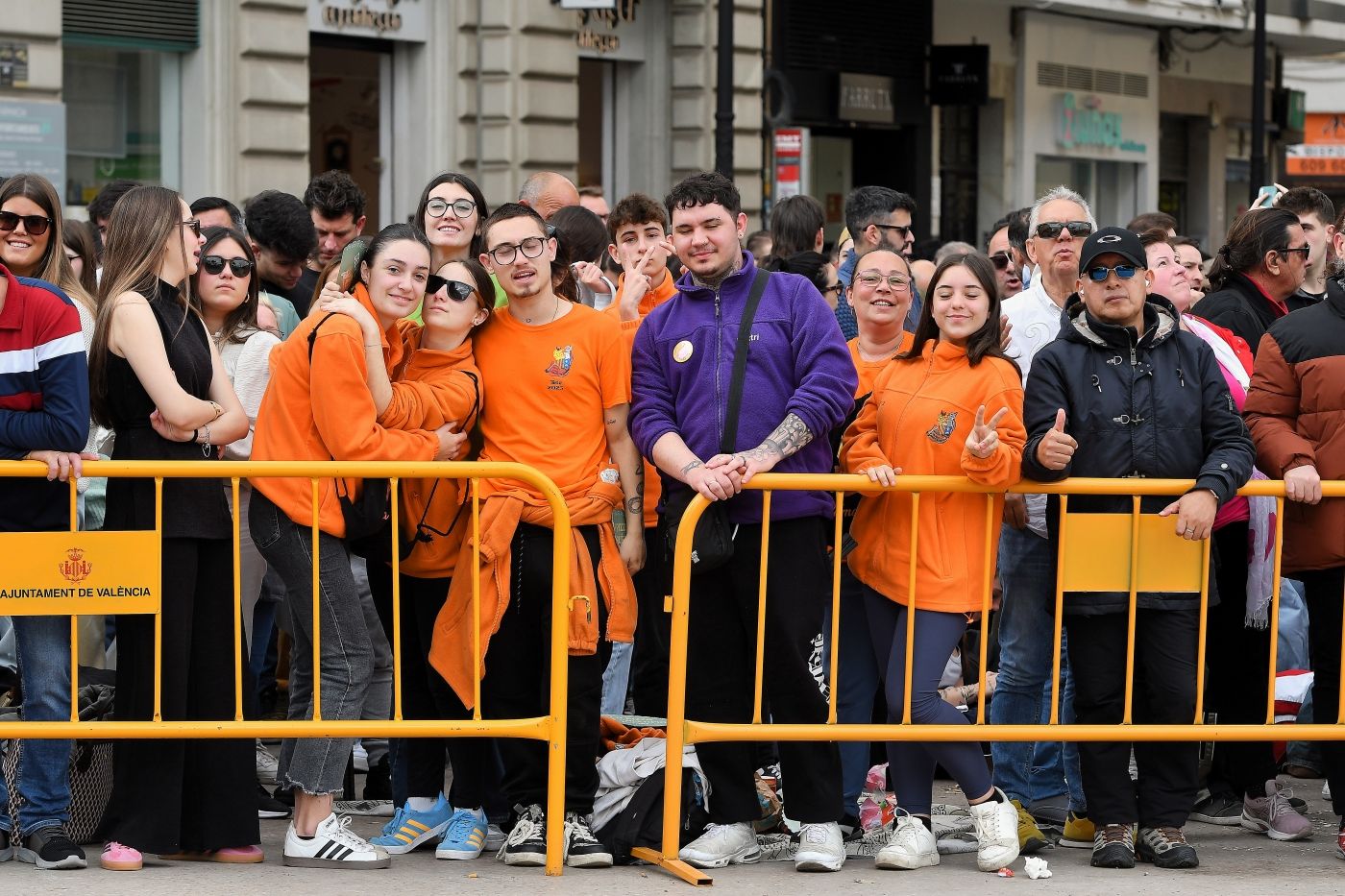 Búscate en la mascletà del lunes 10 de marzo