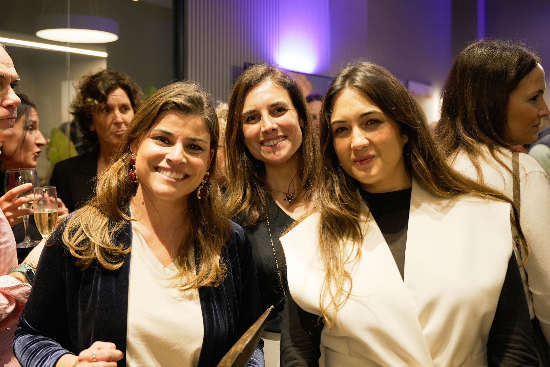 María Furió, Victoria Aznar y Paloma Méndez-Castrillón. 