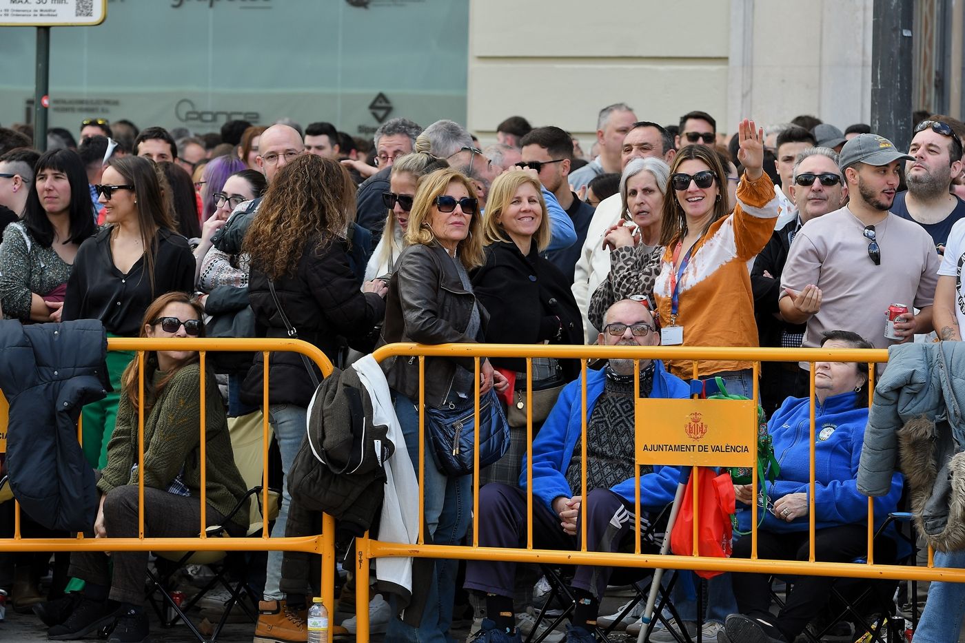 FOTOS | Búscate en la mascletà del martes 11 de marzo