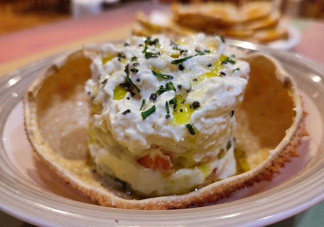 Ensaladilla de cangrejo.