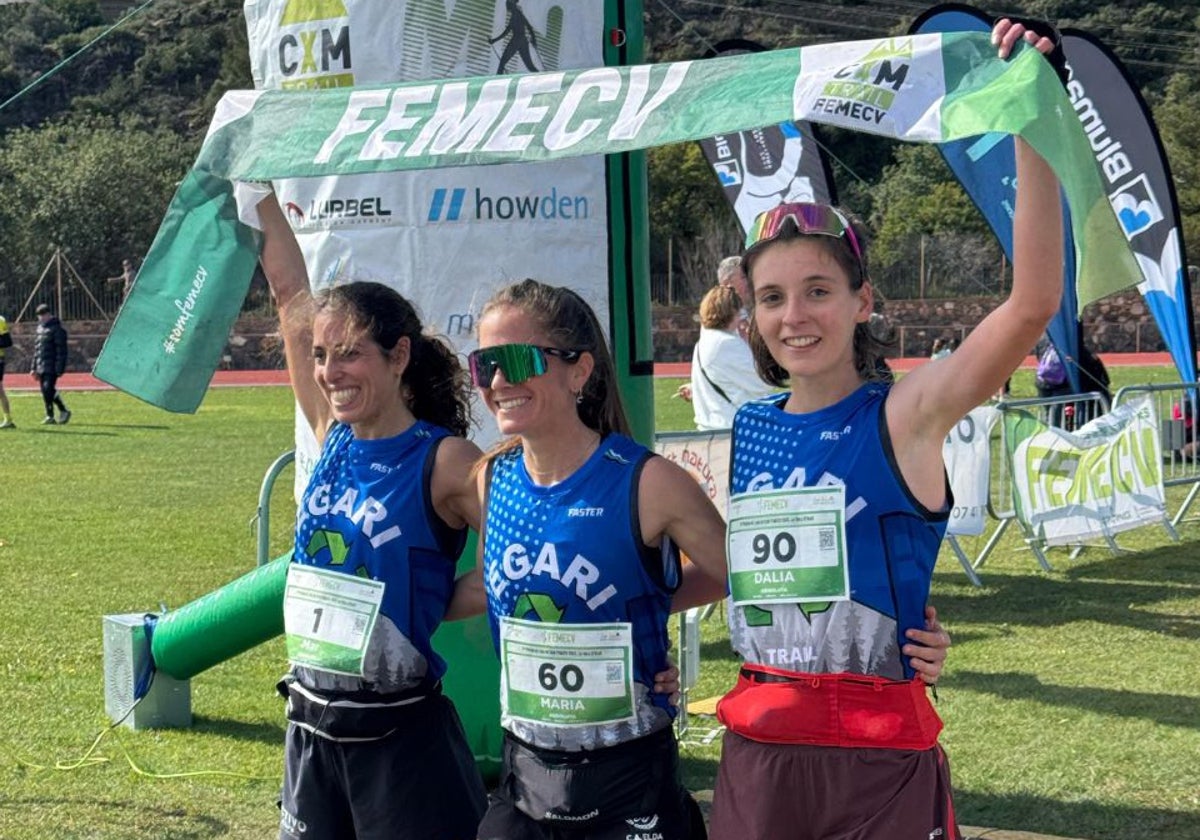 Integrantes del podio femenino en Vall d'Uixó