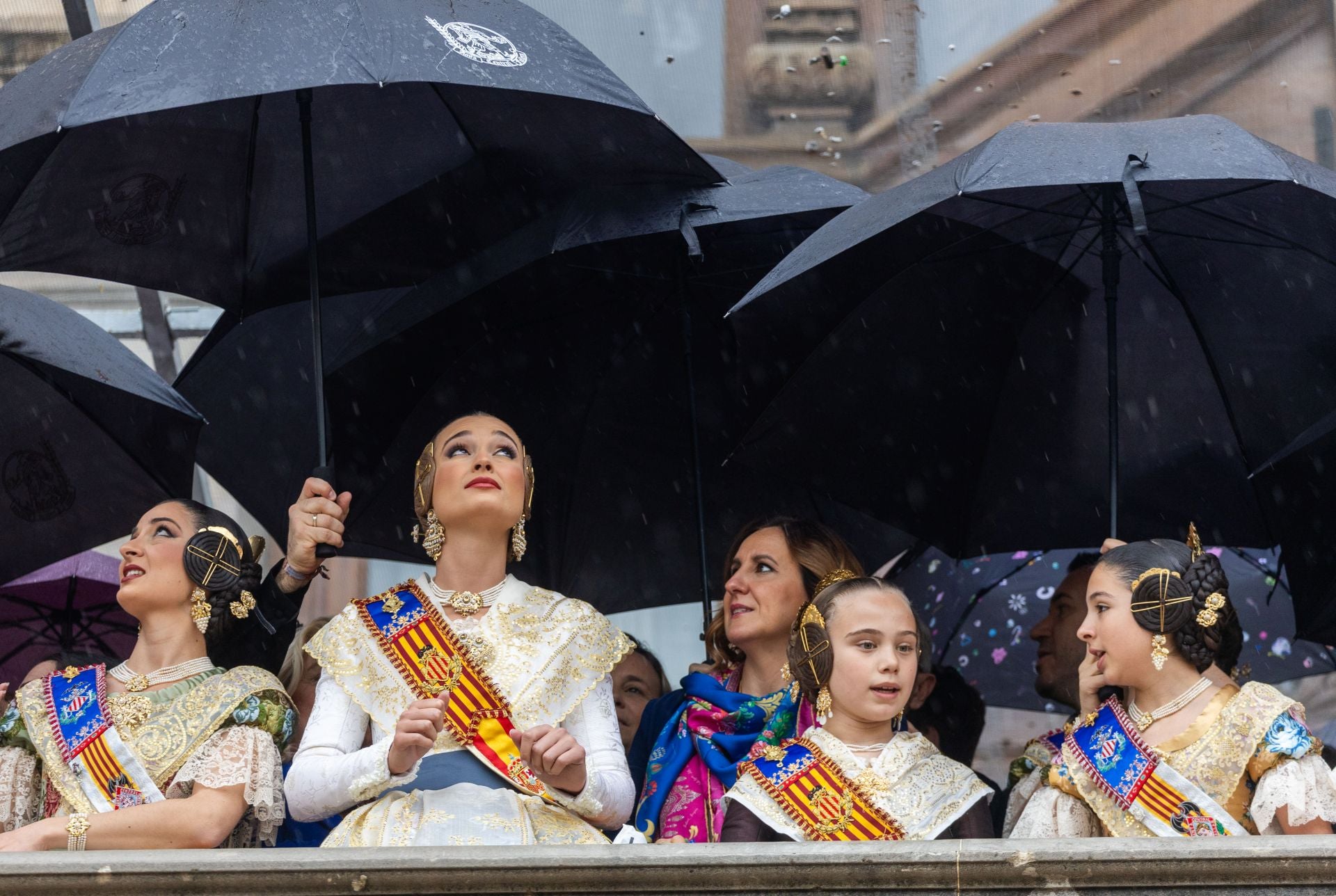 FOTOS | Así ha sido la mascletà del jueves 13 de marzo