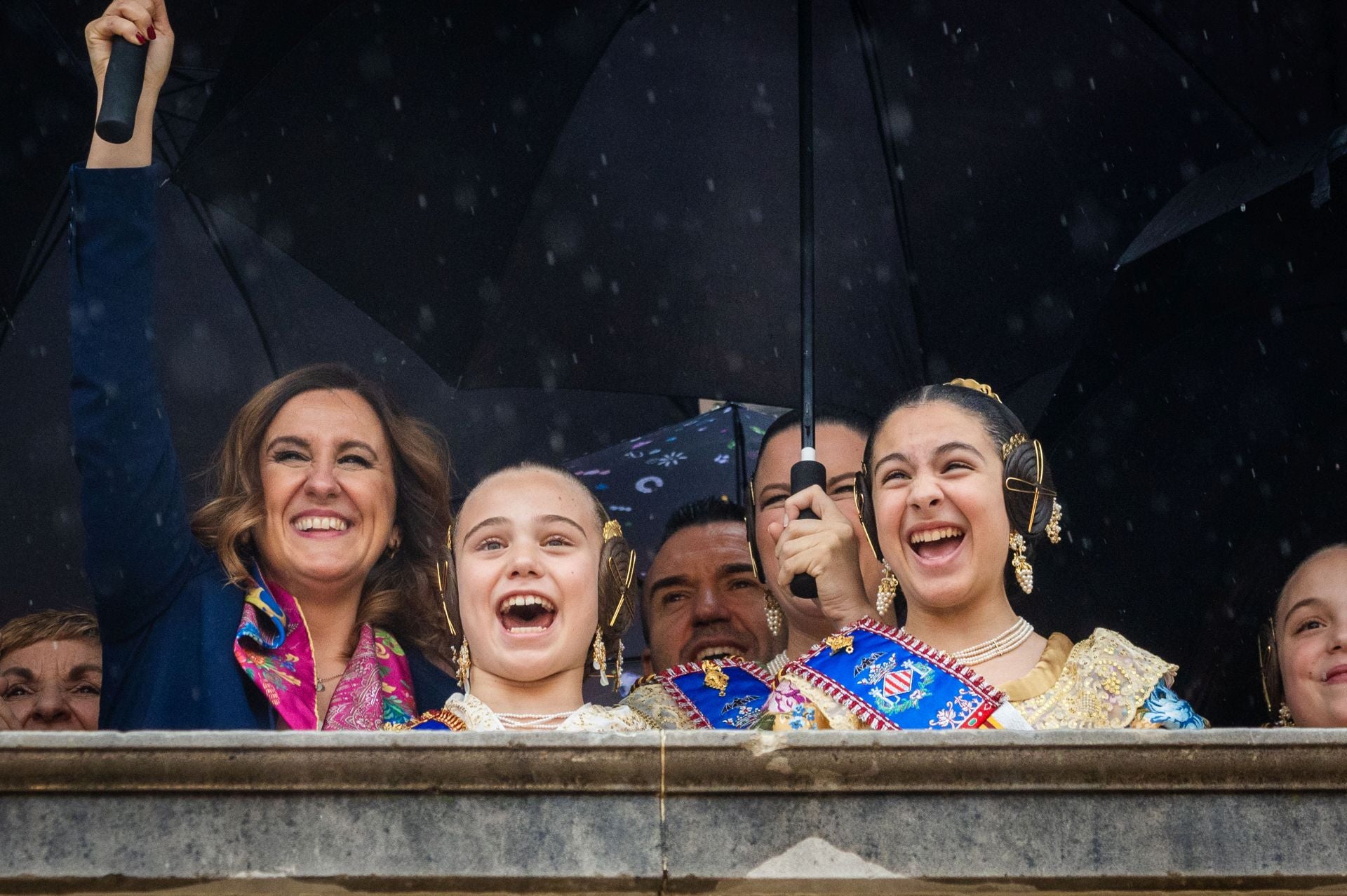 FOTOS | Así ha sido la mascletà del jueves 13 de marzo