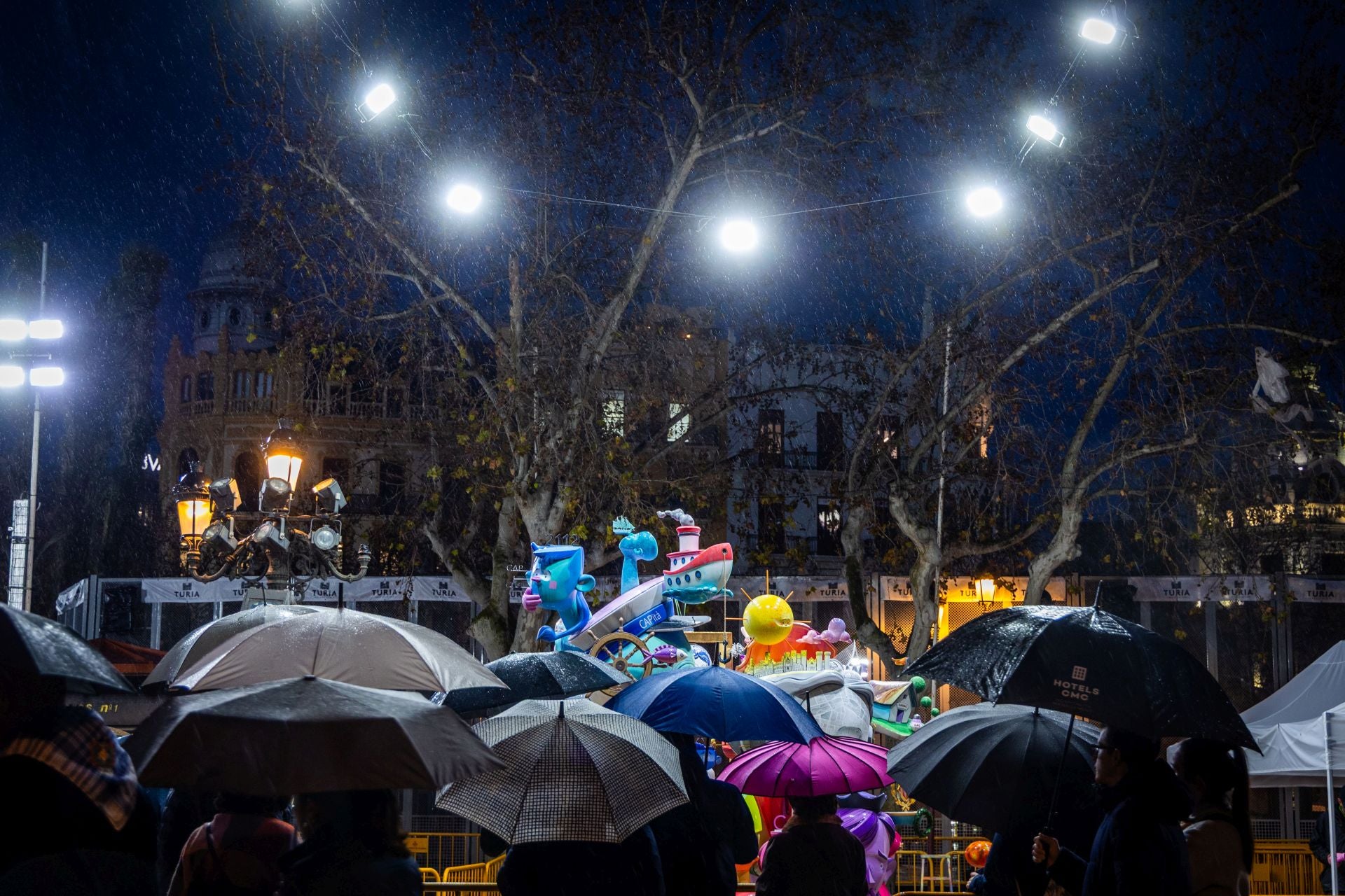 FOTOS | Plantà de la falla infantil municipal 2025