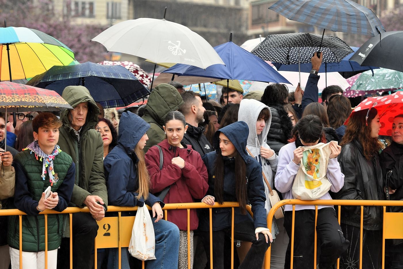 Búscate en la mascletà de este viernes 14 de marzo