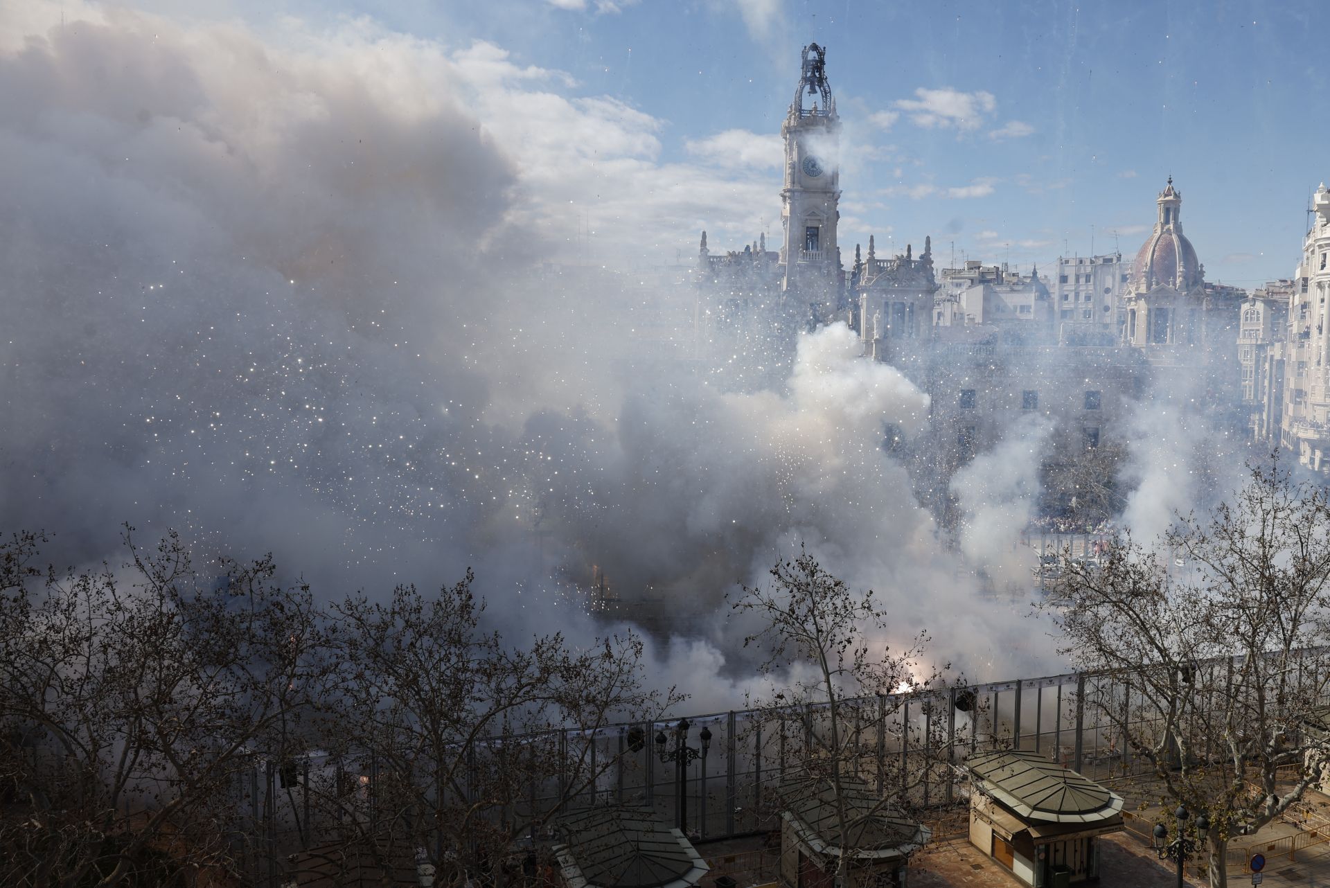 FOTOS | Así ha sido la mascletà del sábado 15 de marzo de 2025