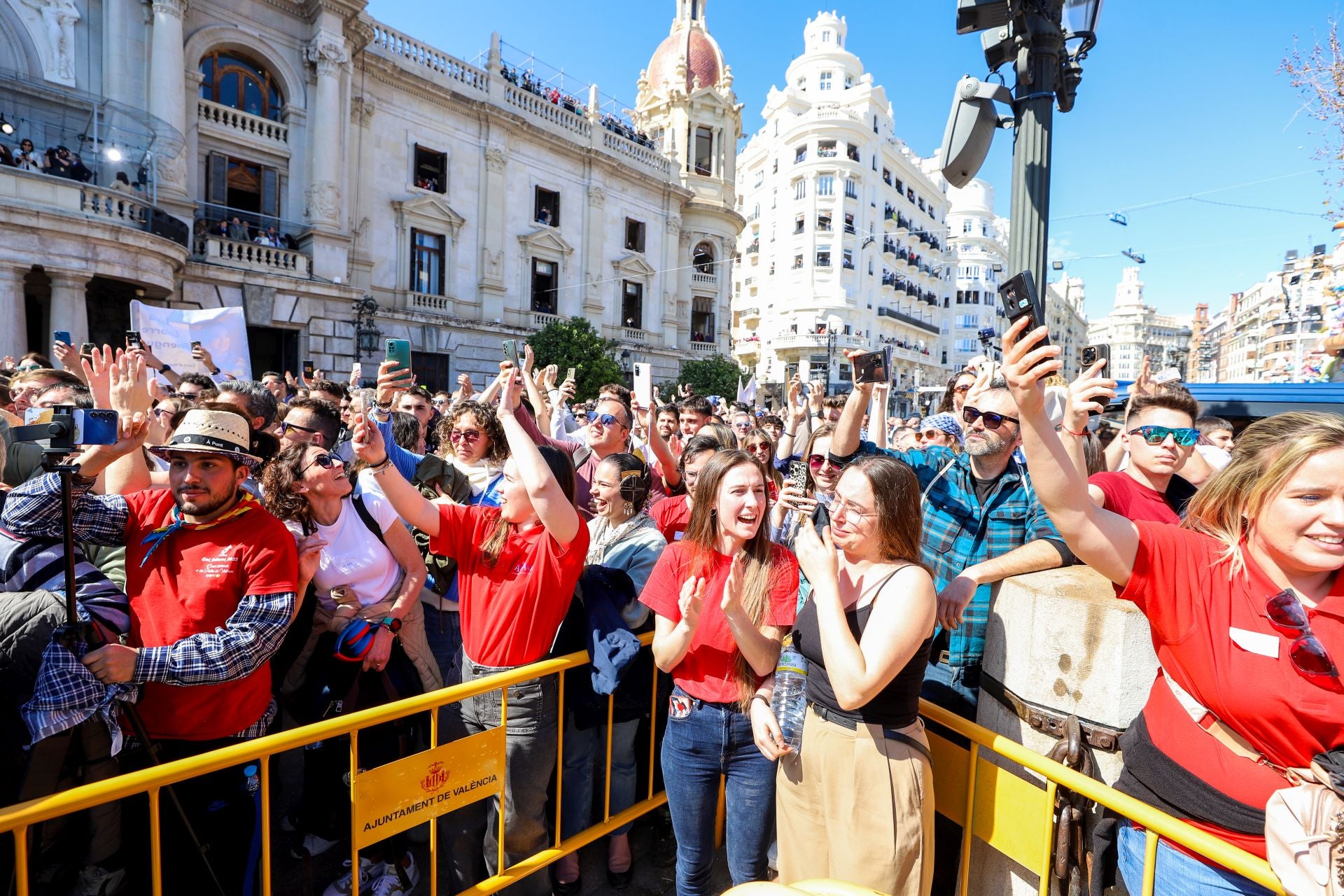 FOTOS | Así ha sido la mascletà del sábado 15 de marzo de 2025