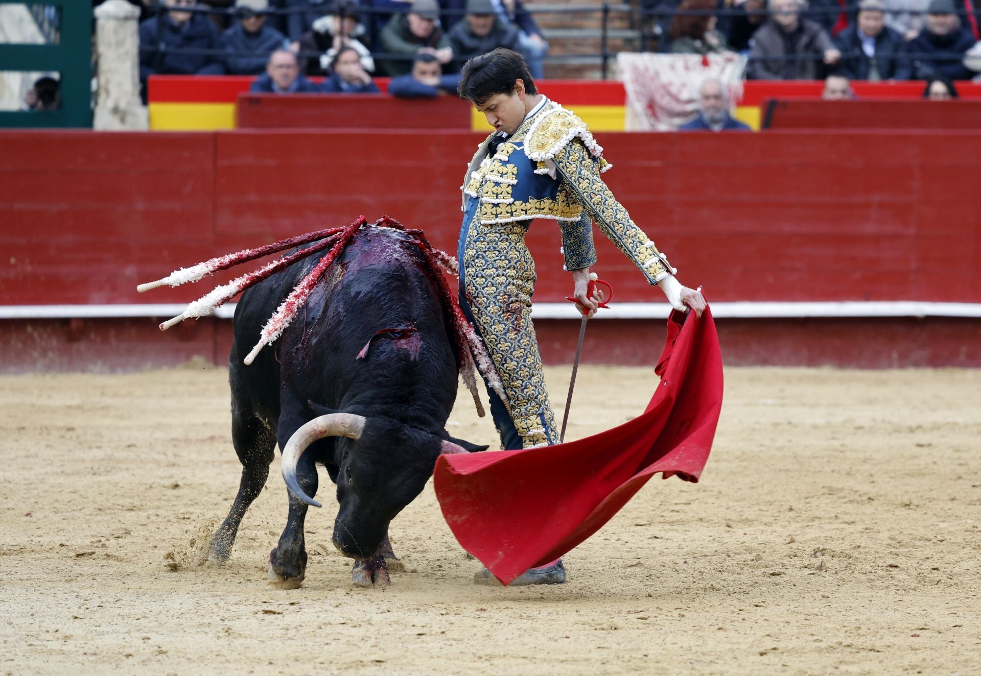 FOTOS | Así ha sido la segunda corrida de la Feria de Fallas 2025: Roca Rey, Talavante y Alejandro Chicharro