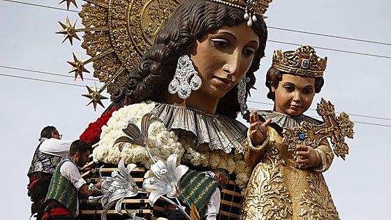 Ofrenda 2025: Así será el manto de la Virgen este año