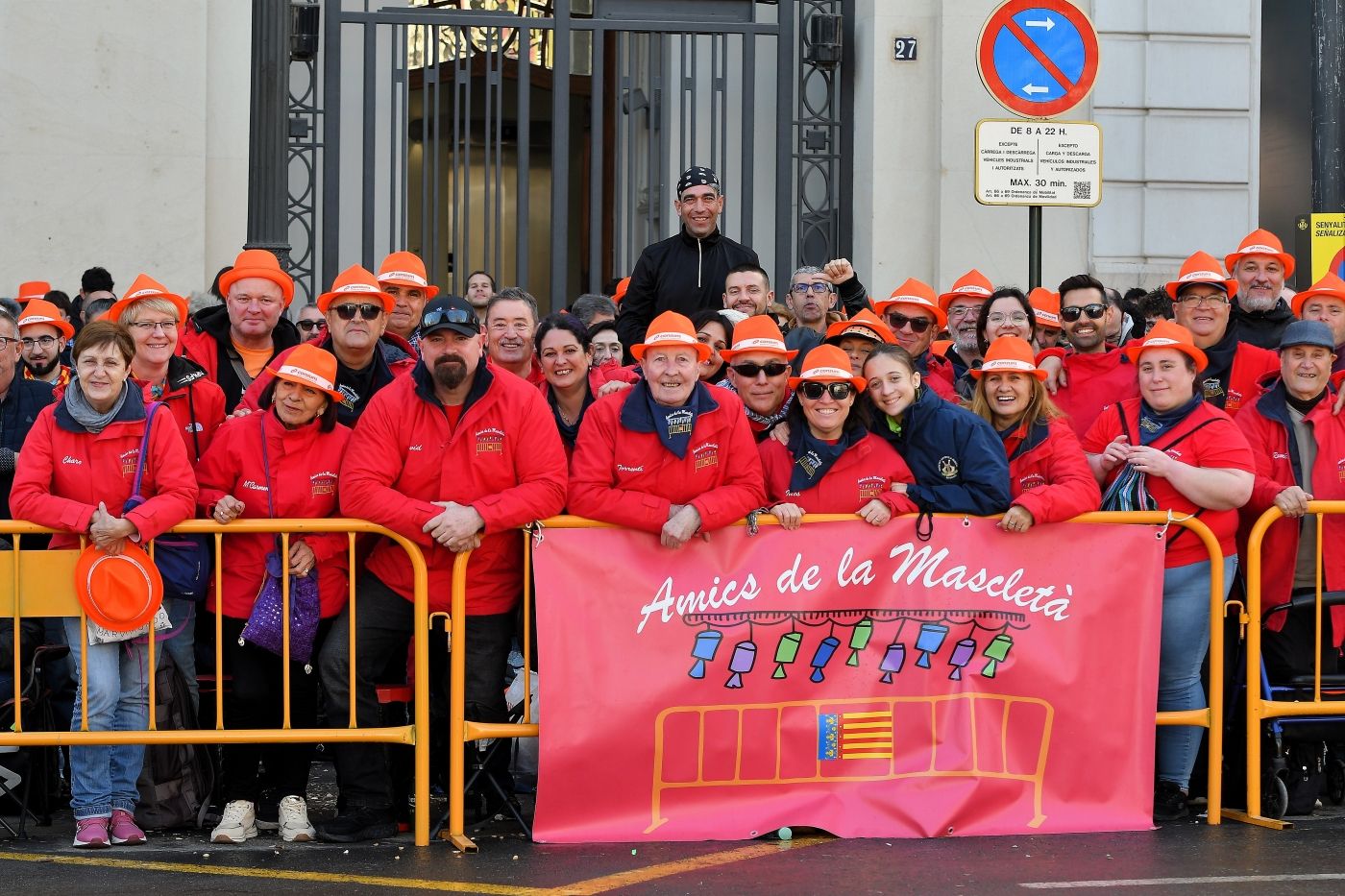 Búscate en la mascletà de este domingo 16 de marzo