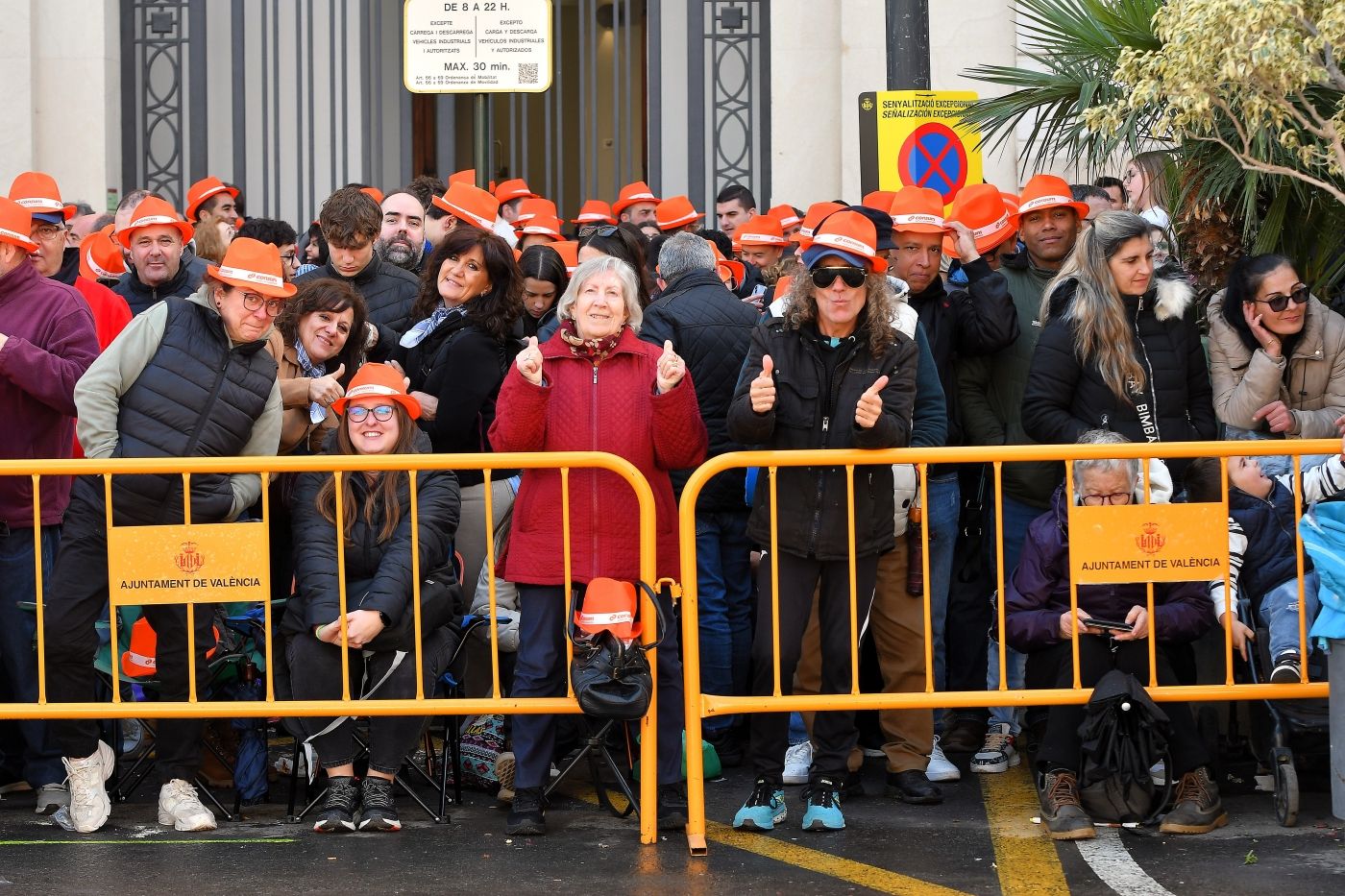 Búscate en la mascletà de este domingo 16 de marzo