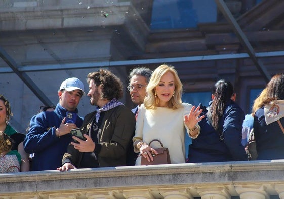 Carmen Lomana este sábado en la mascletà.