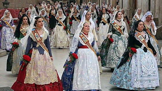 Así será la Ofrenda de las Fallas 2025: recorridos, horarios, normas, indumentaria, sanciones y tiempos